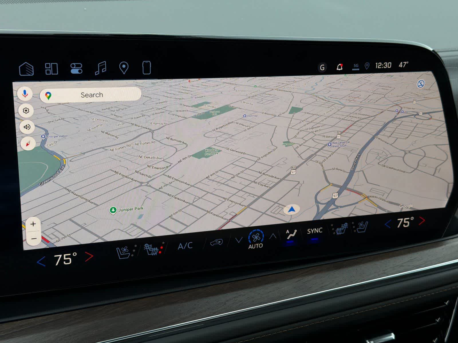 Thumbnail: 2026 Chevrolet Suburban - 21