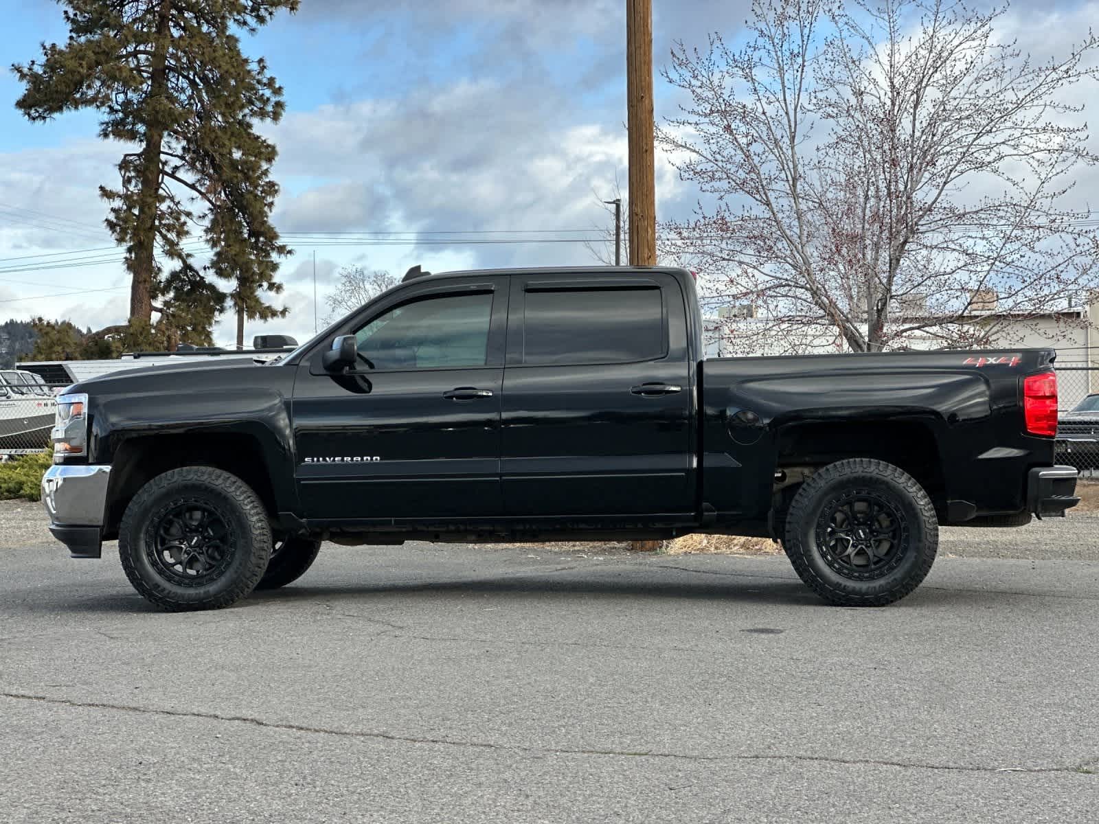 Thumbnail: 2018 Chevrolet Silverado 1500 - 5