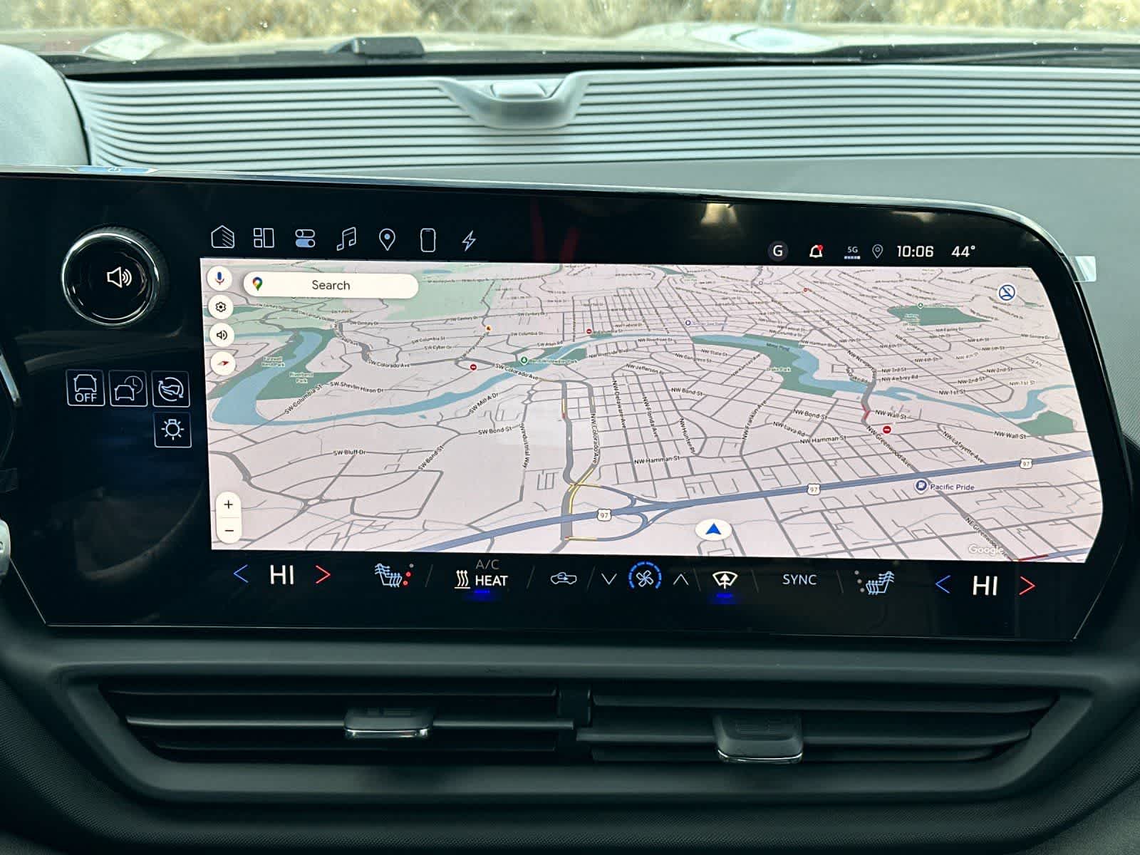 Thumbnail: 2026 Chevrolet Silverado EV - 18