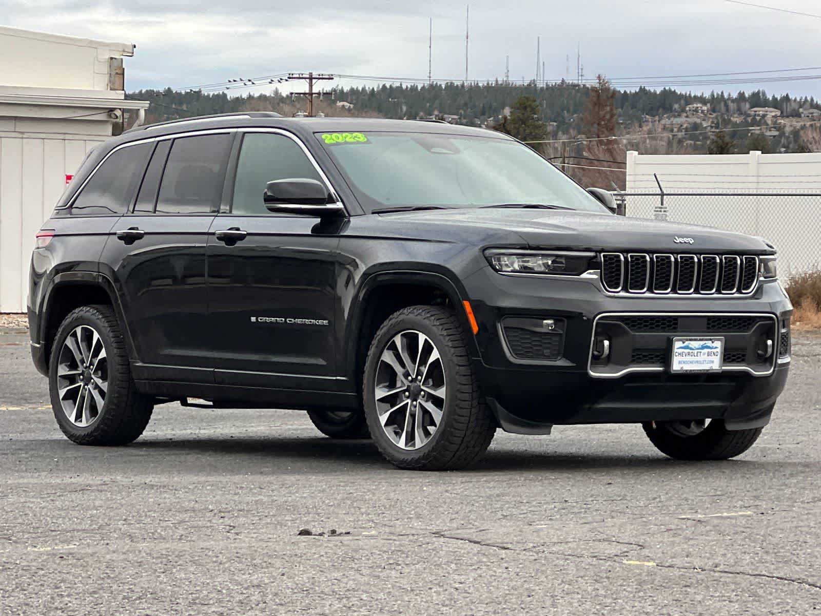Thumbnail: 2023 Jeep Grand Cherokee - 9