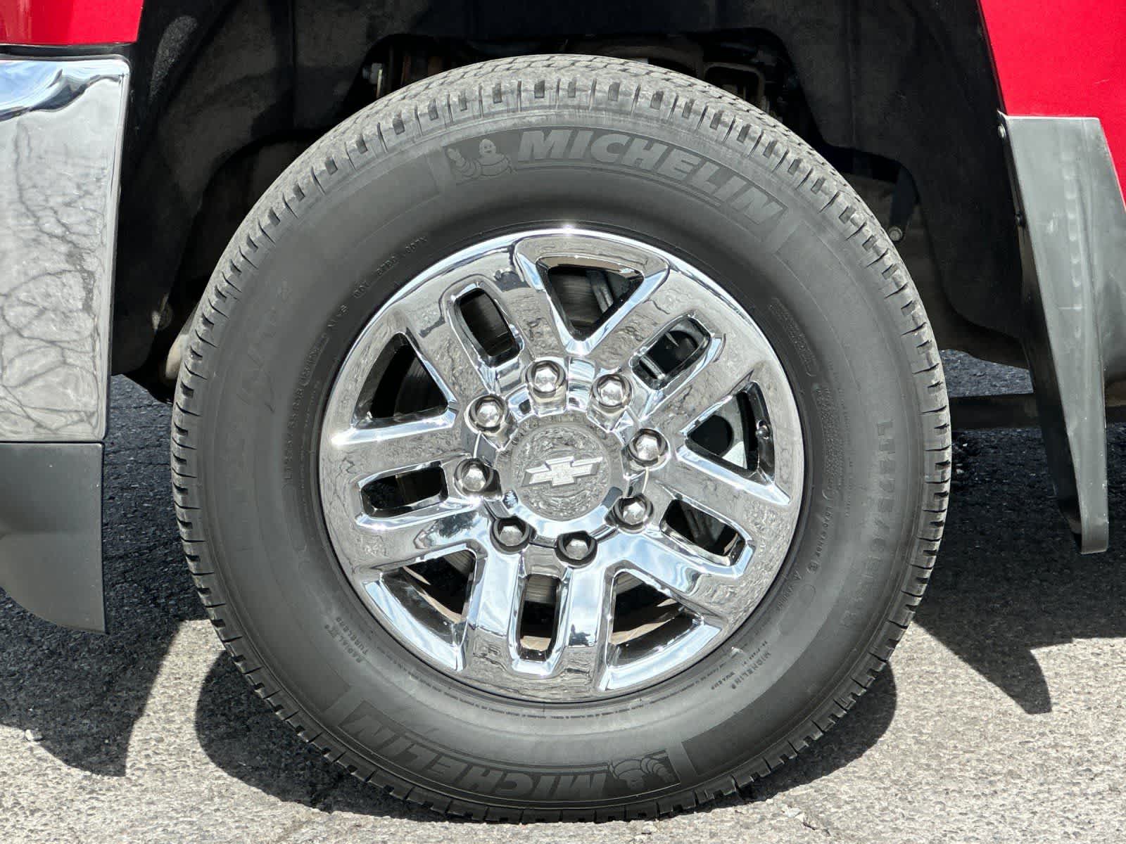 Thumbnail: 2019 Chevrolet Silverado 3500 - 25