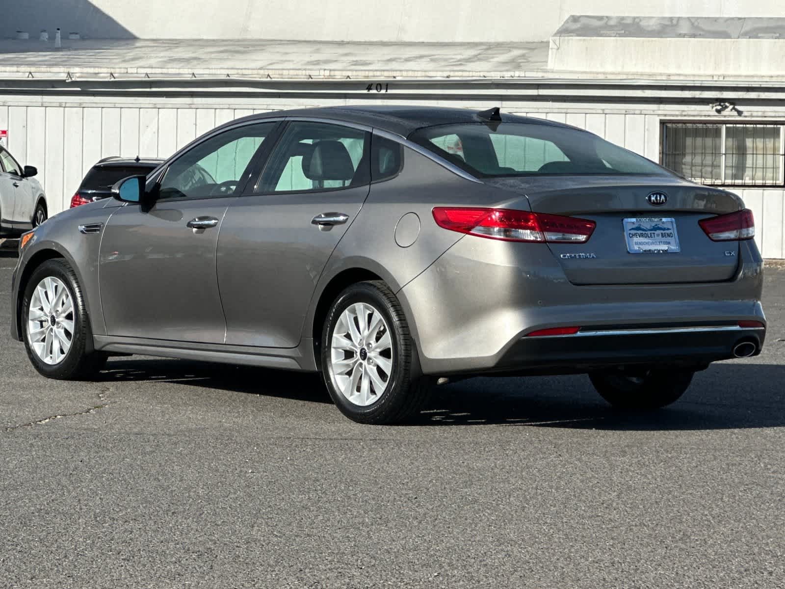 Thumbnail: 2016 Kia Optima - 6