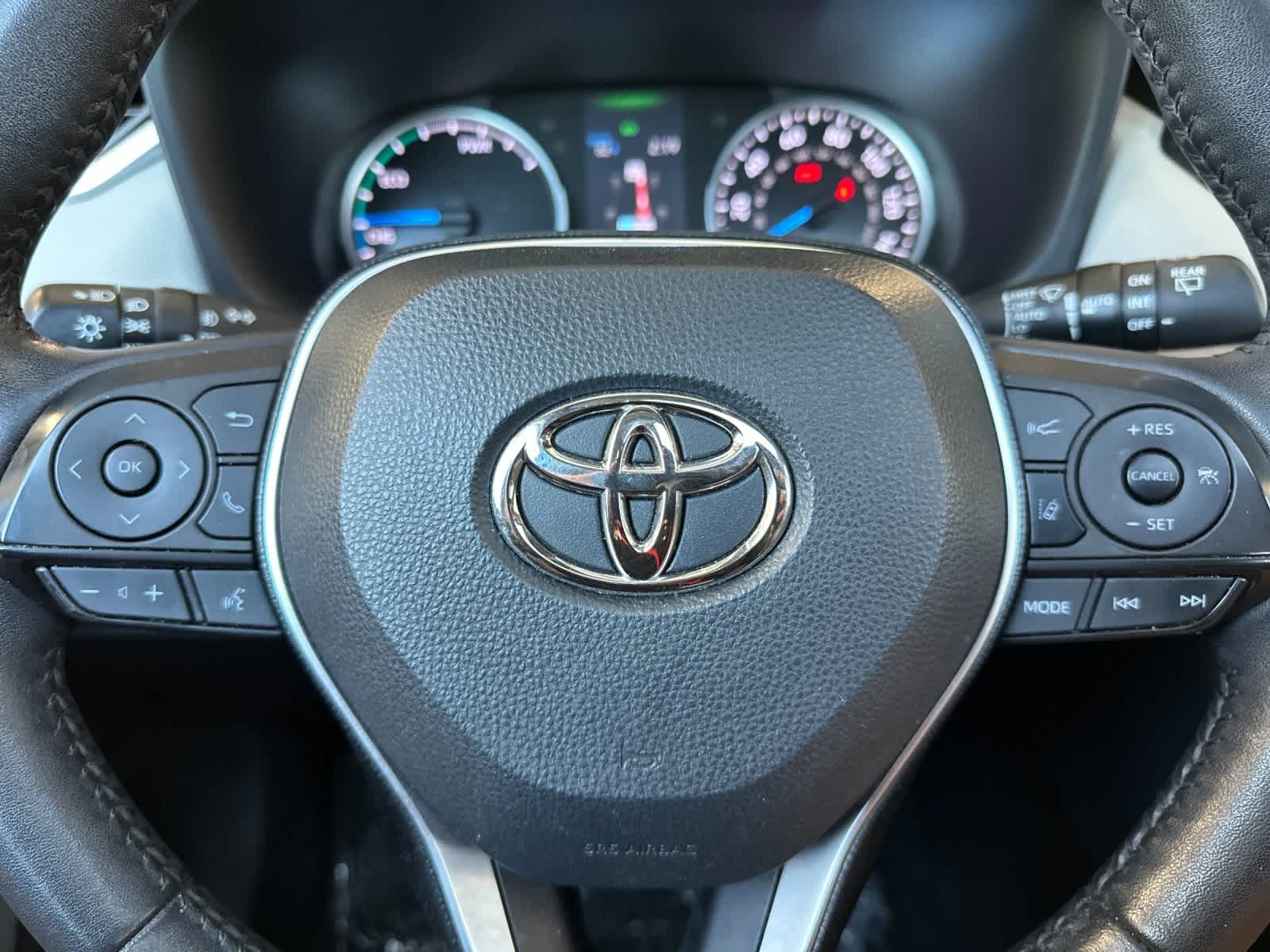 Thumbnail: 2021 Toyota RAV4 - 23
