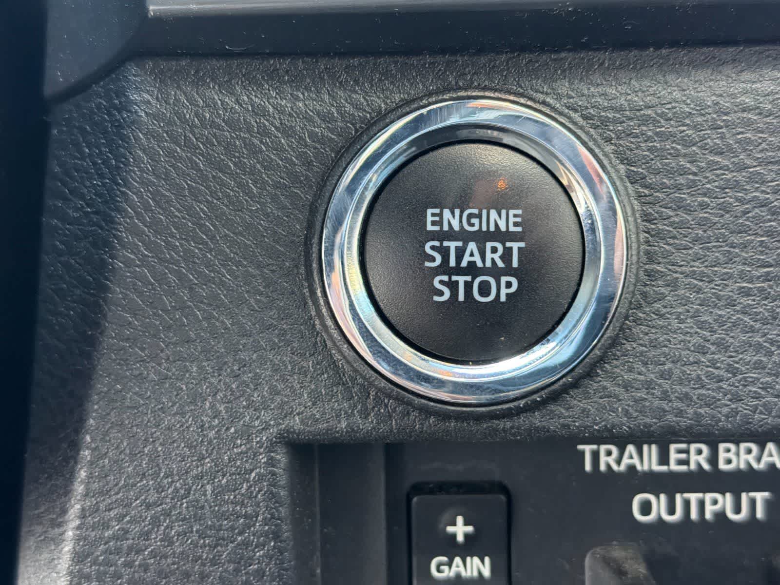 Thumbnail: 2021 Toyota Tundra - 22