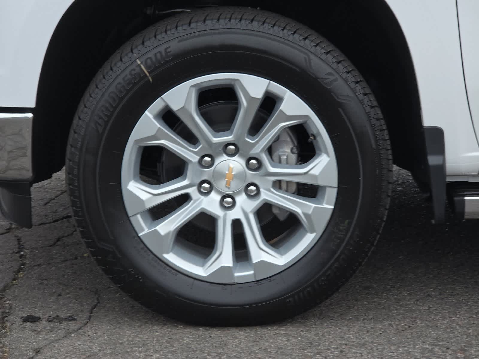 Thumbnail: 2026 Chevrolet Silverado 1500 - 25