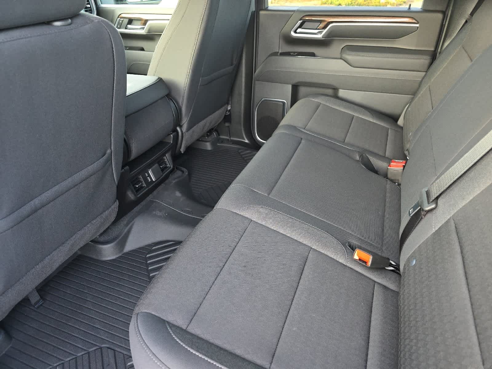 Thumbnail: 2026 Chevrolet Silverado 2500 - 4