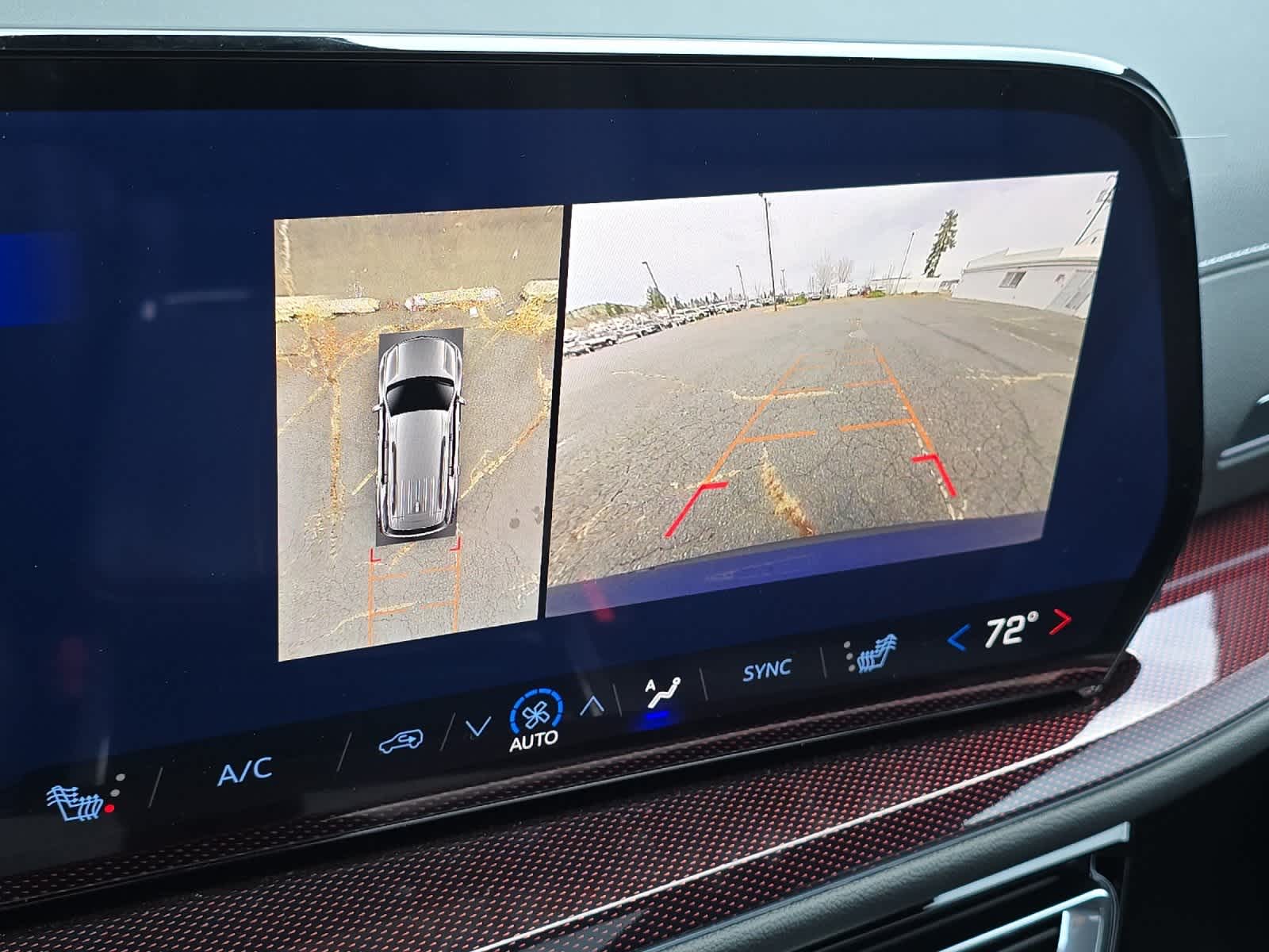 Thumbnail: 2026 Chevrolet Traverse - 21