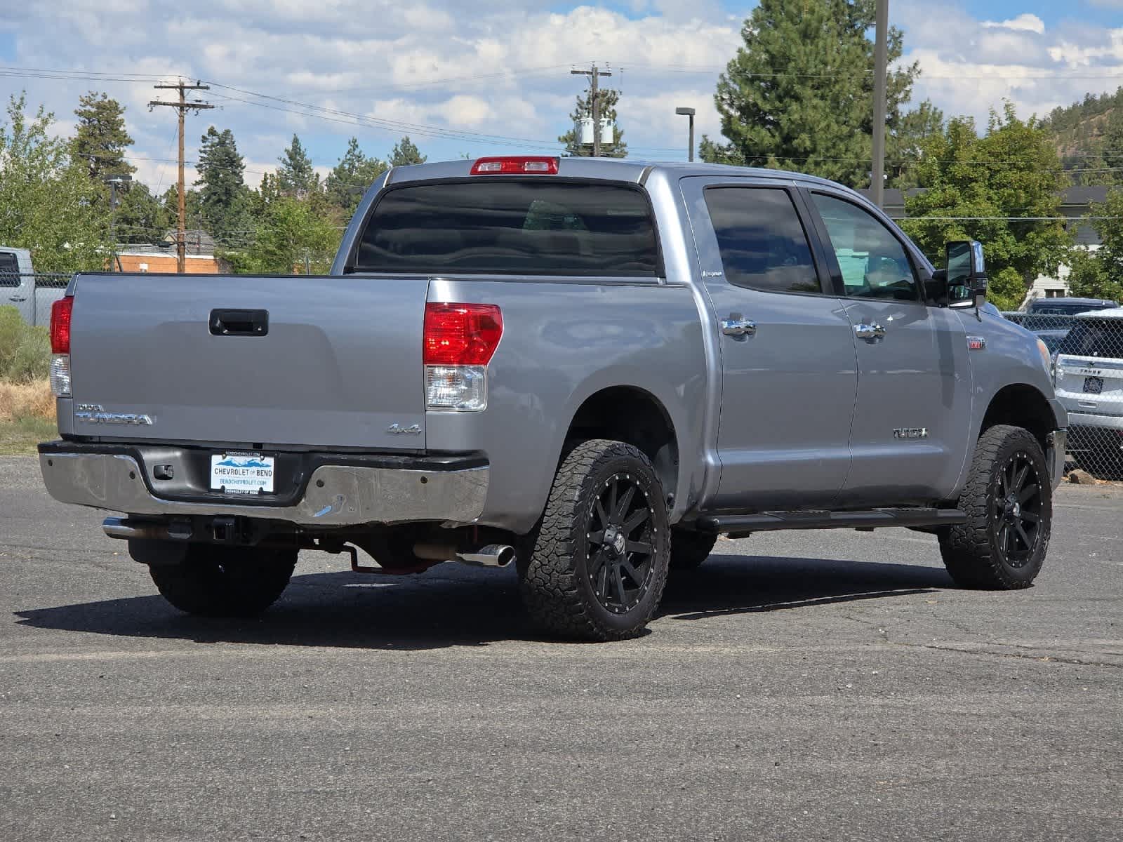 Thumbnail: 2010 Toyota Tundra - 2
