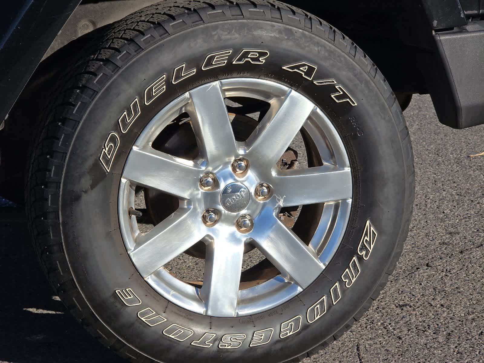 Thumbnail: 2013 Jeep Wrangler - 25