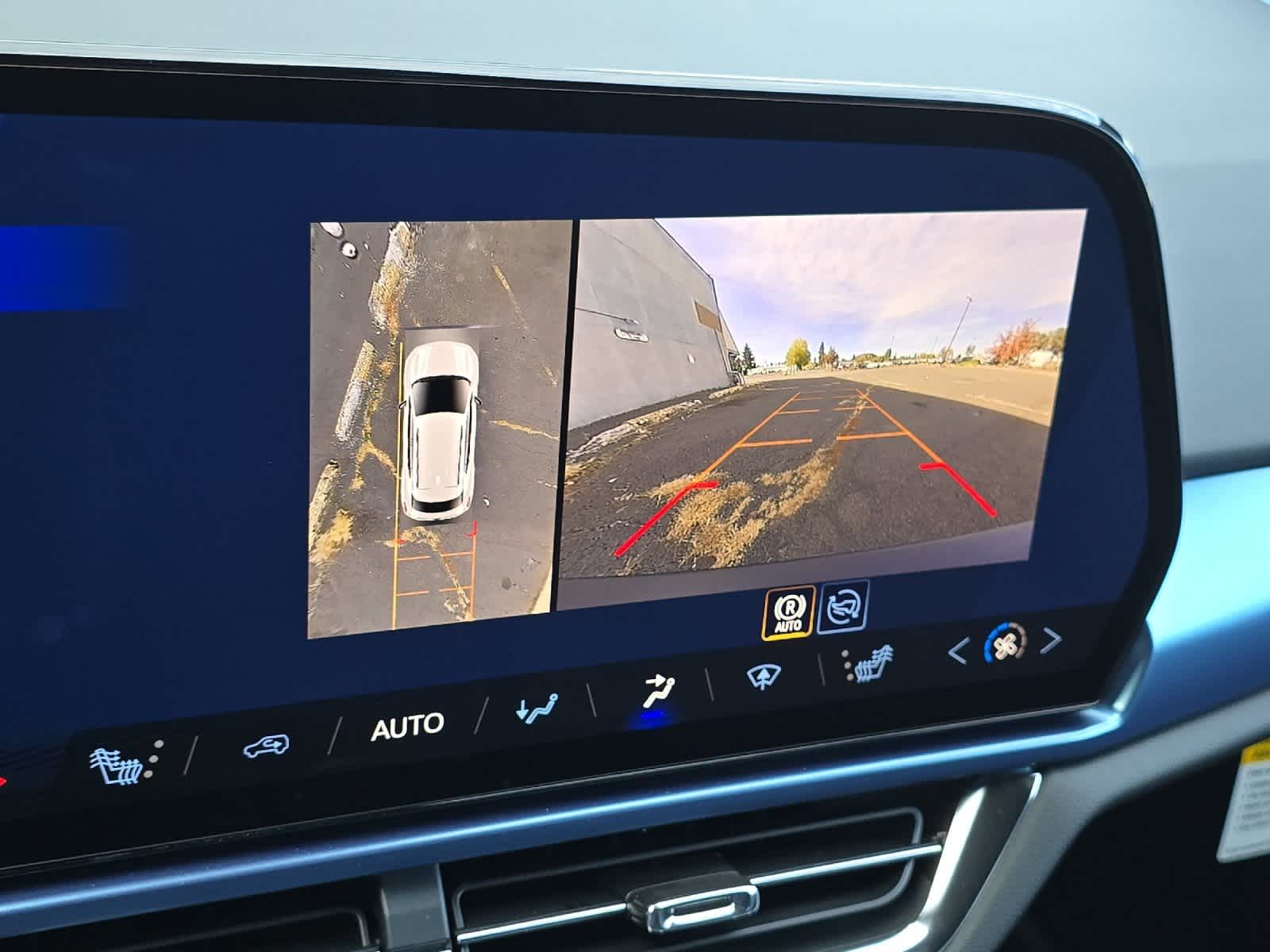 Thumbnail: 2026 Chevrolet Equinox - 20