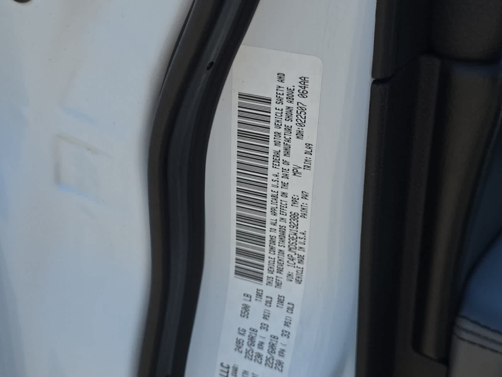Thumbnail: 2014 Jeep Cherokee - 30