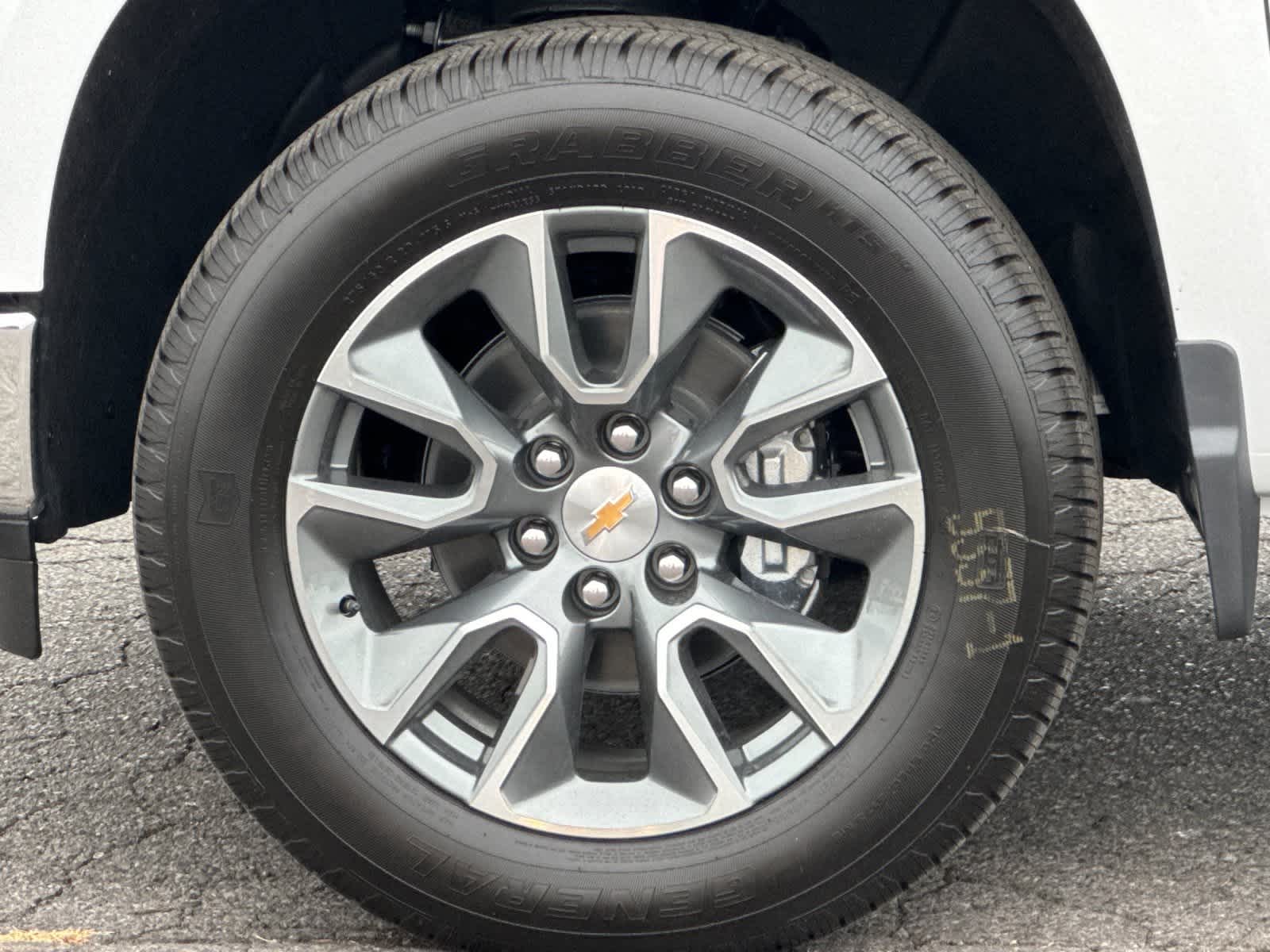 Thumbnail: 2026 Chevrolet Silverado 1500 - 26