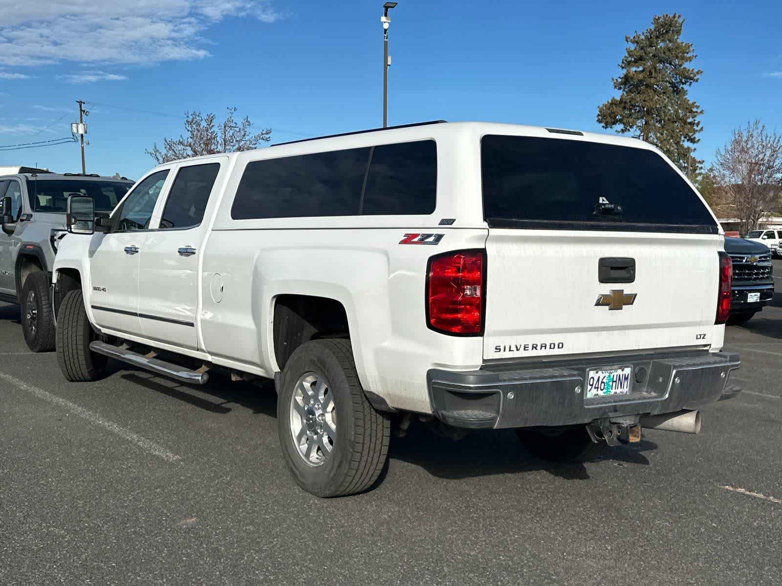 Thumbnail: 2015 Chevrolet Silverado 3500 - 5