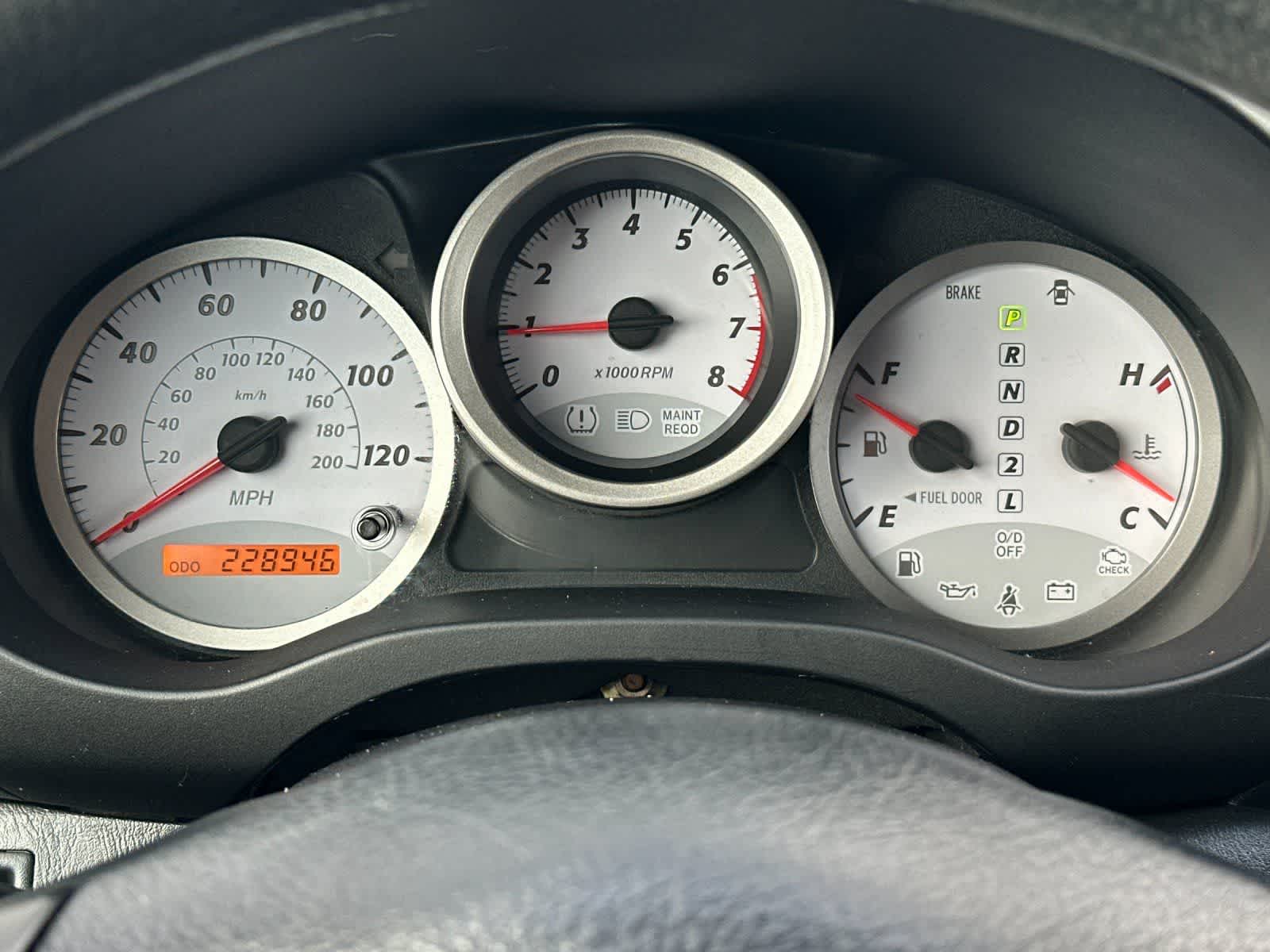 Thumbnail: 2005 Toyota RAV4 - 21