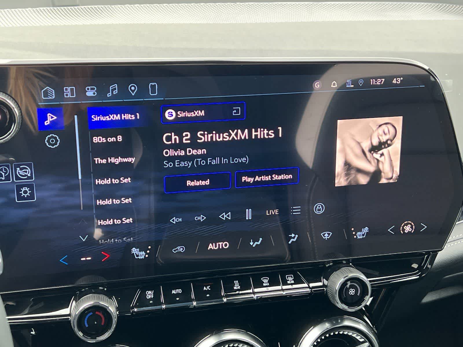 Thumbnail: 2026 Chevrolet Blazer EV - 18