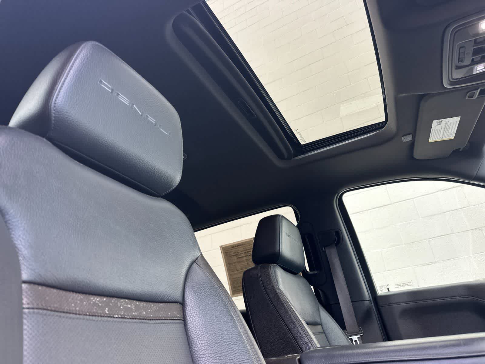 Thumbnail: 2019 GMC Sierra 1500 - 16
