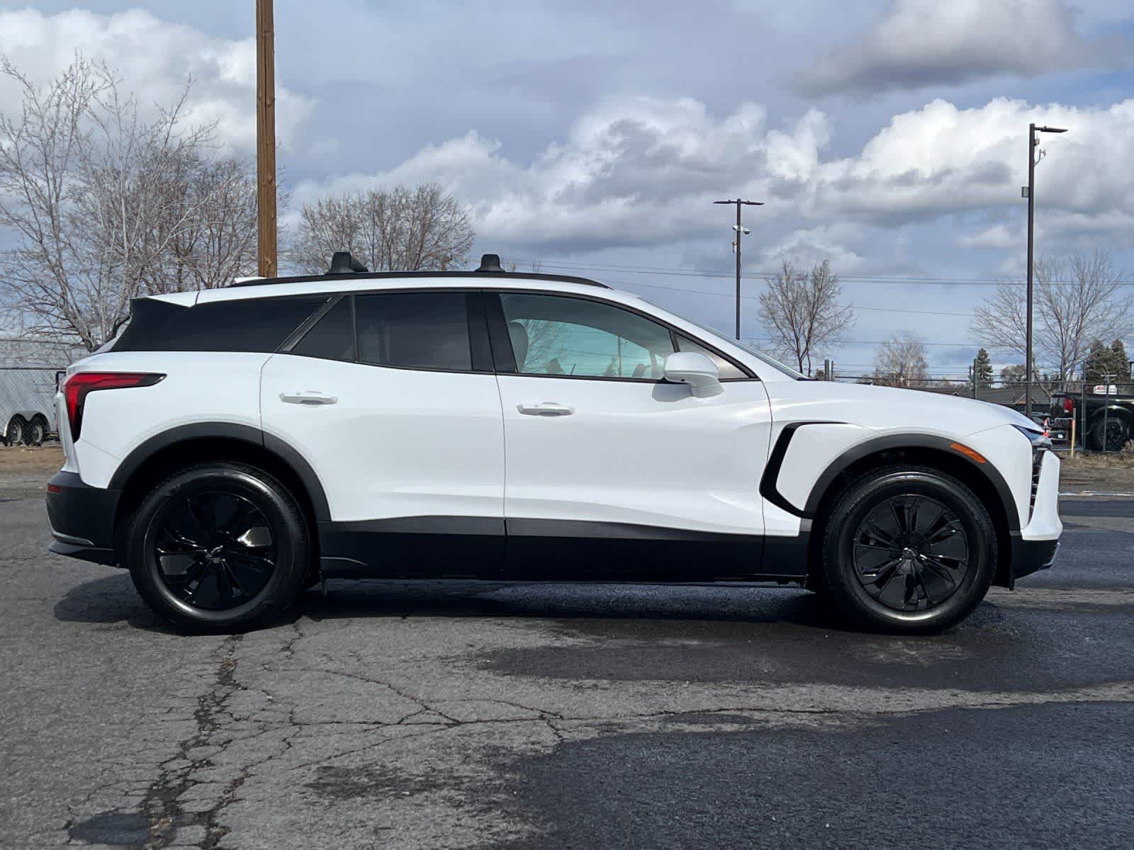 Thumbnail: 2026 Chevrolet Blazer EV - 8