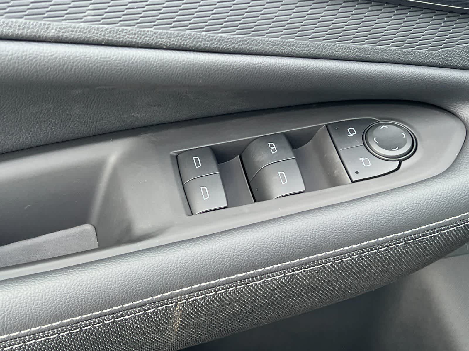 Thumbnail: 2026 Chevrolet Blazer EV - 13