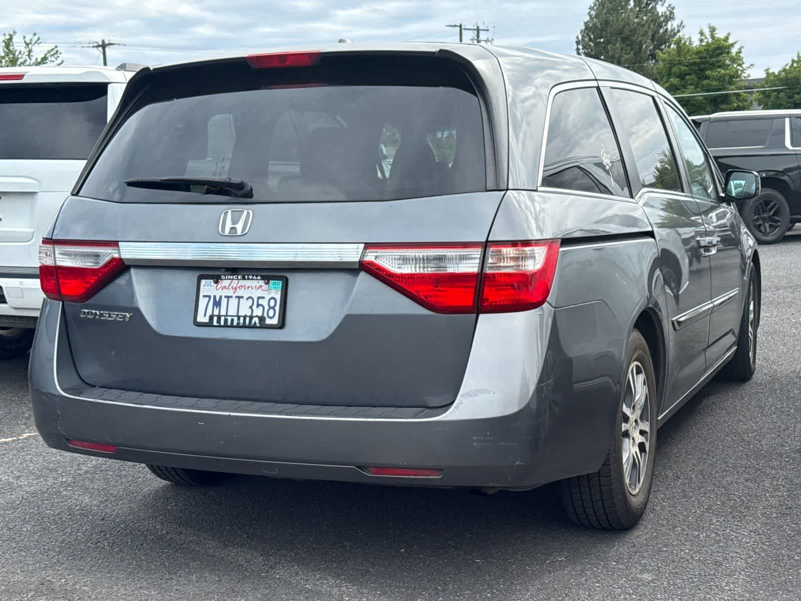 Thumbnail: 2011 Honda Odyssey - 4