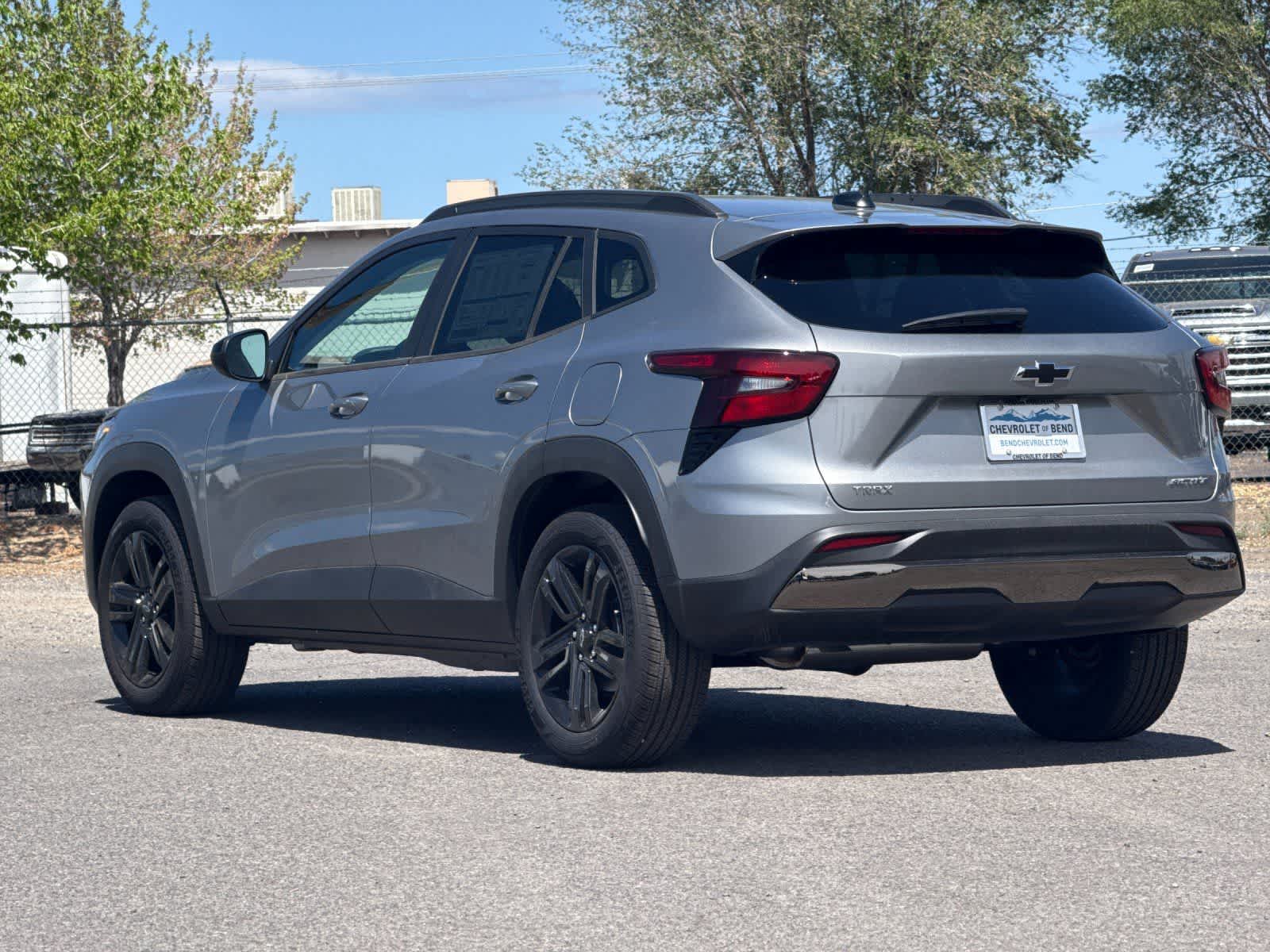 Thumbnail: 2026 Chevrolet Trax - 6