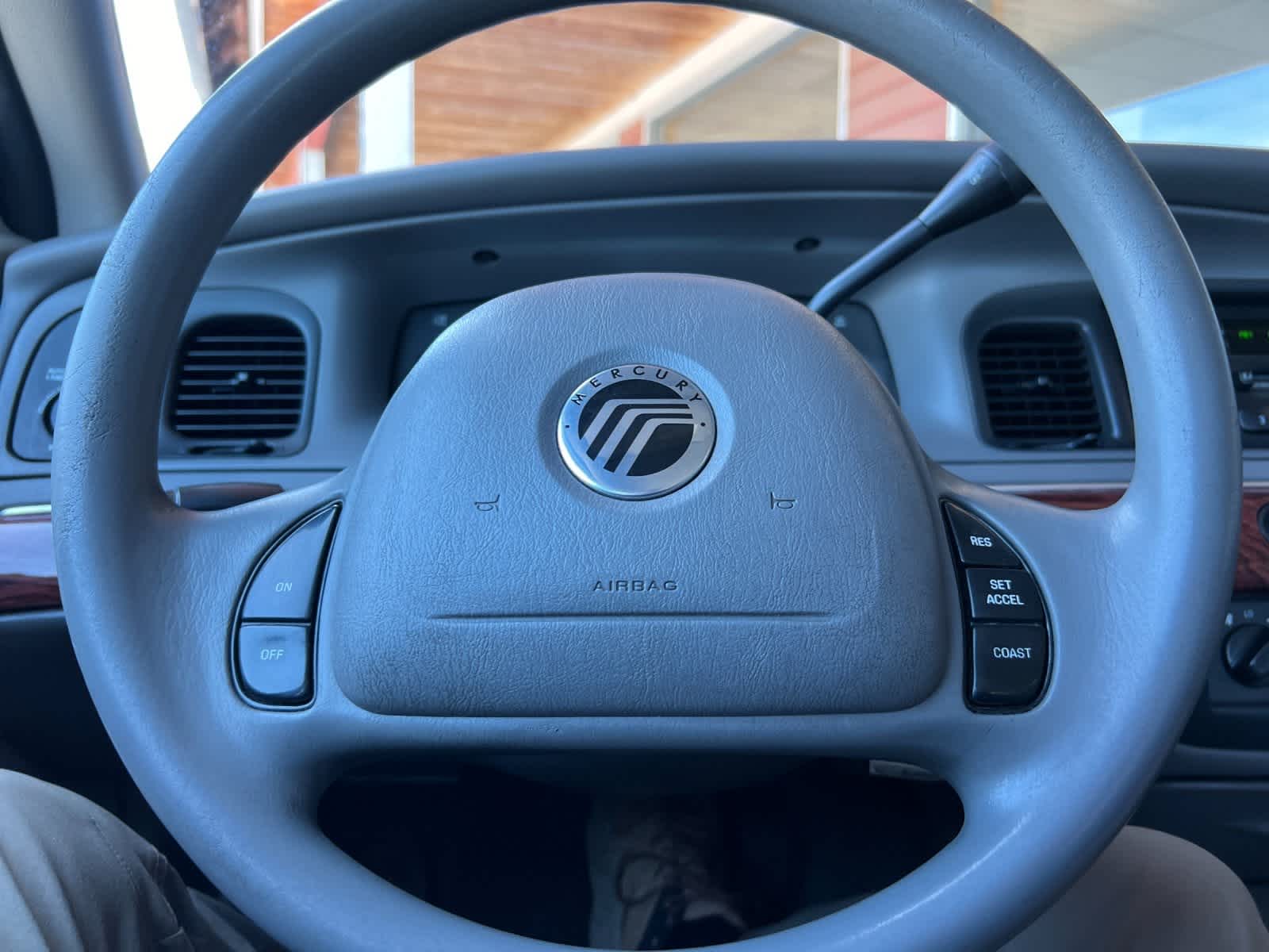 Thumbnail: 2002 Mercury Grand Marquis - 20