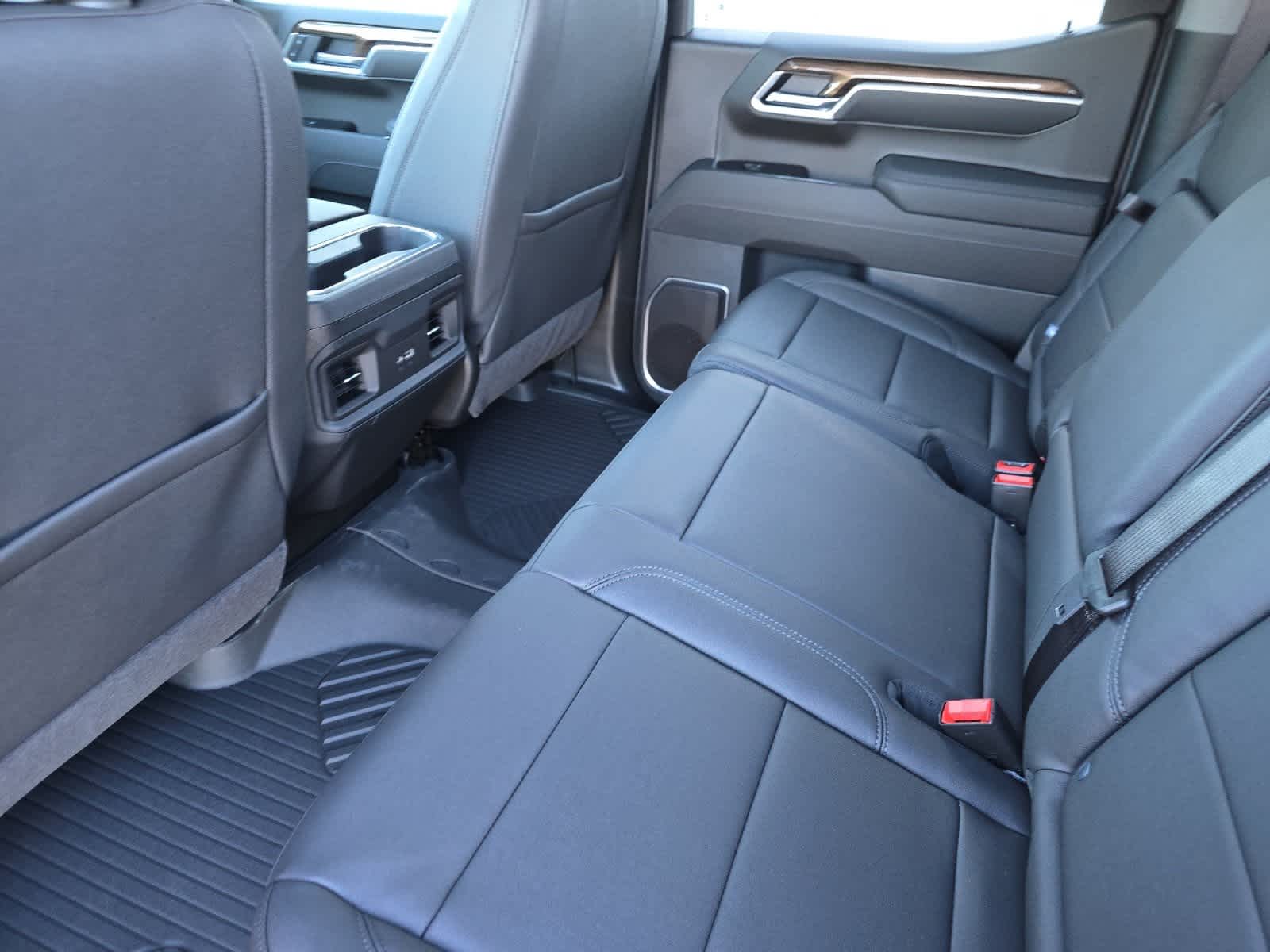 Thumbnail: 2026 Chevrolet Silverado 1500 - 4