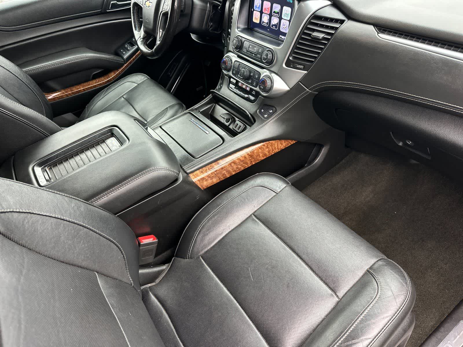 Thumbnail: 2018 Chevrolet Suburban - 17