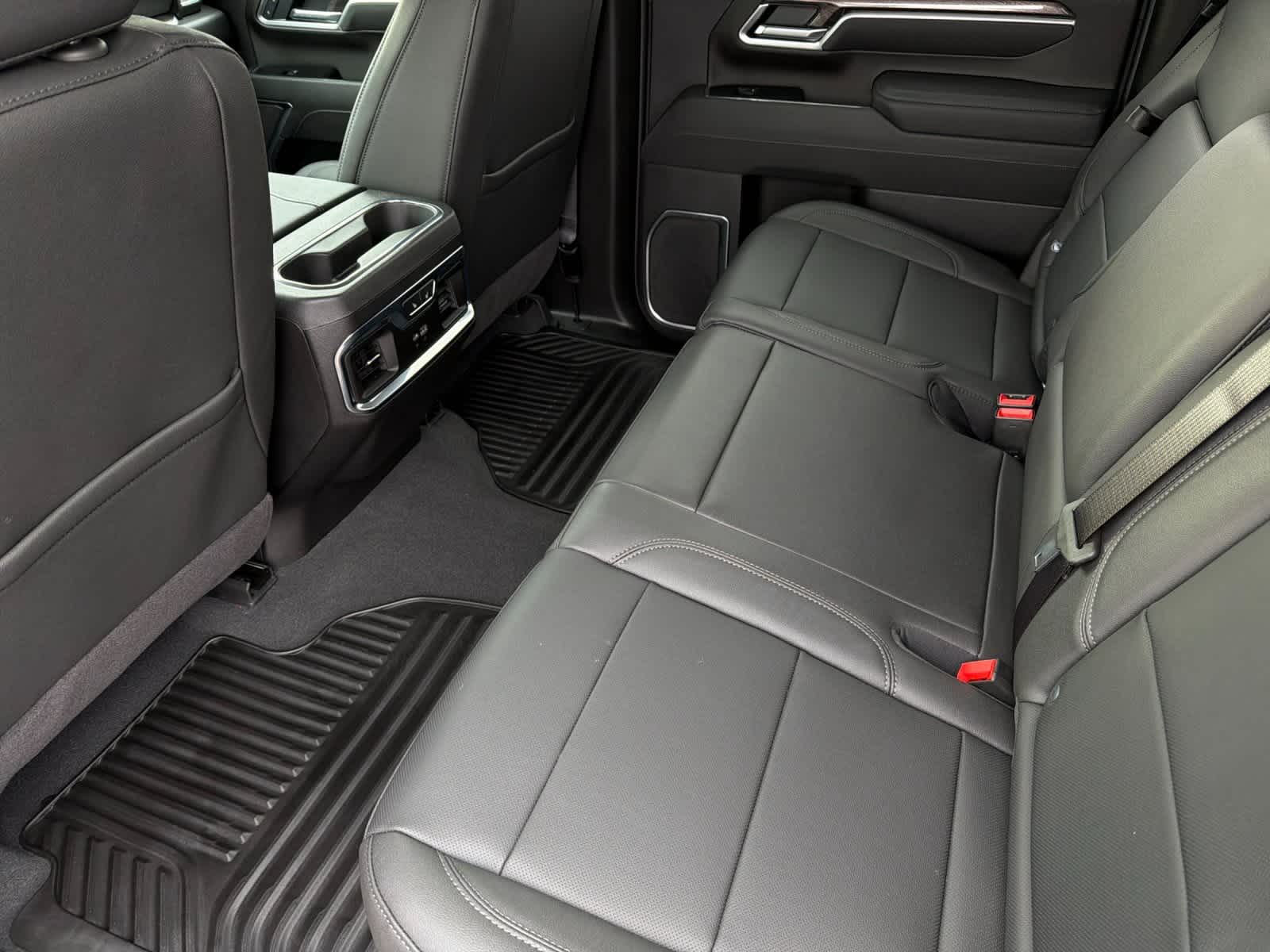 Thumbnail: 2026 Chevrolet Silverado 3500 - 4