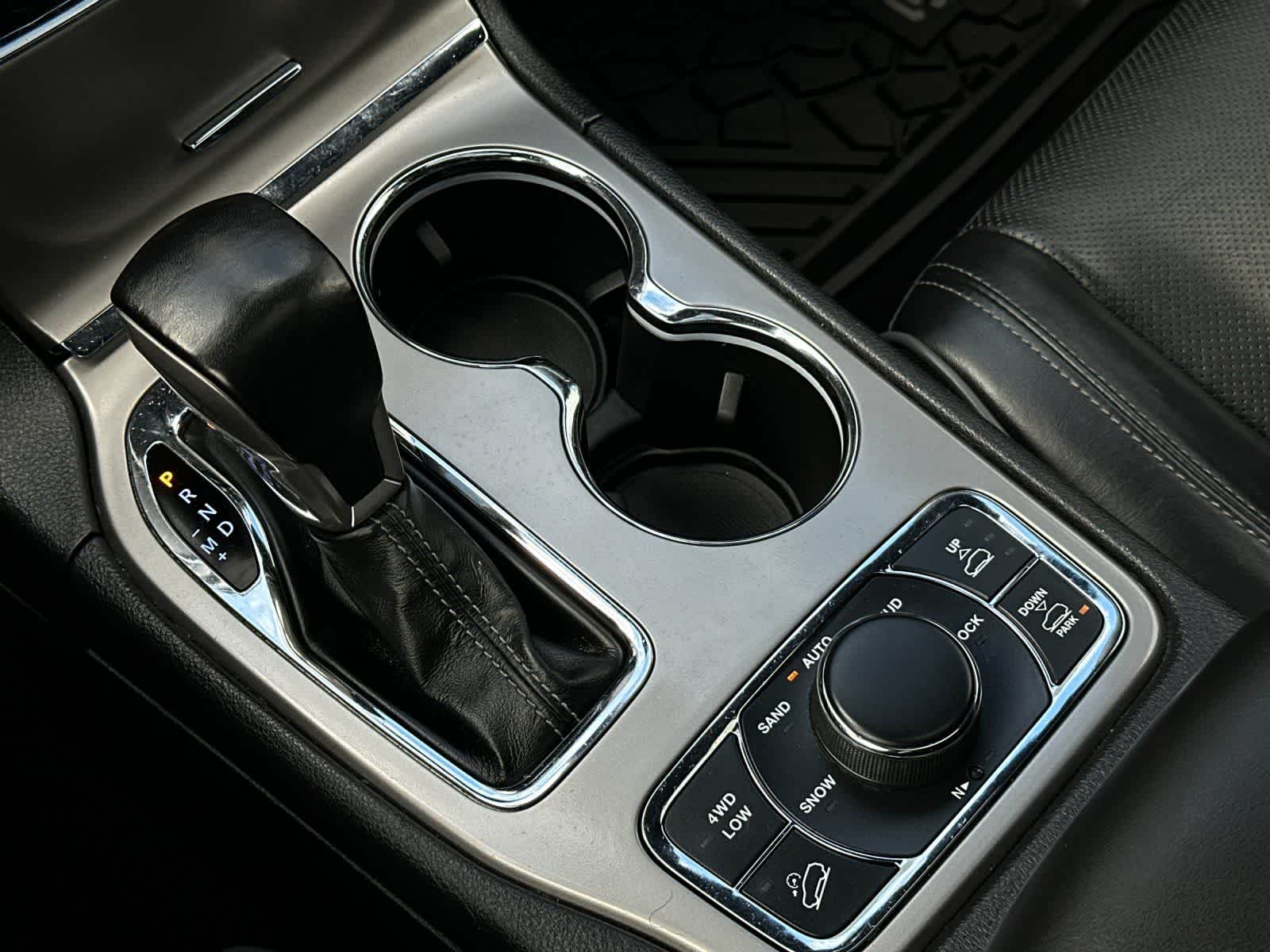 Thumbnail: 2021 Jeep Grand Cherokee - 22