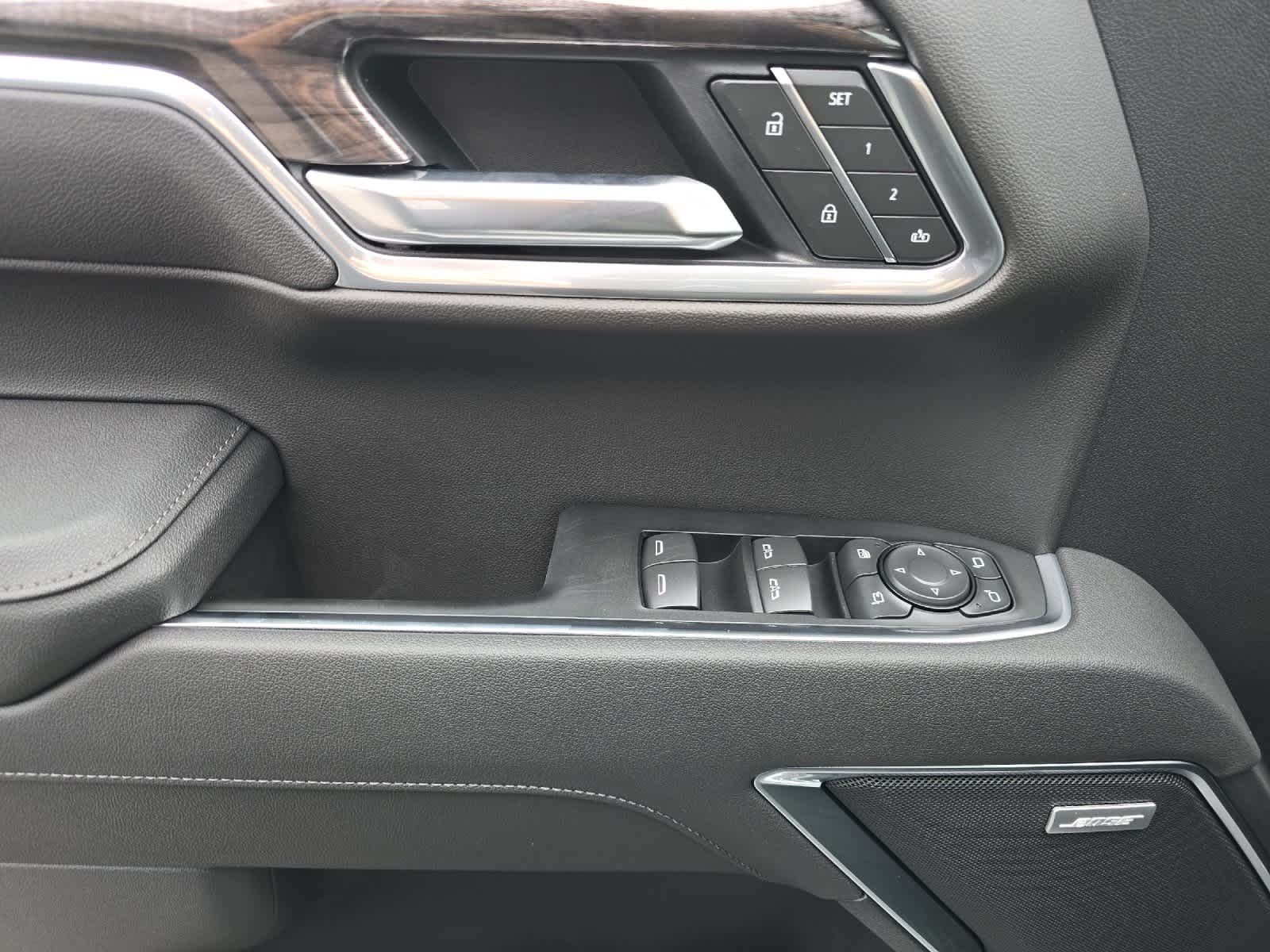 Thumbnail: 2026 Chevrolet Silverado 1500 - 12