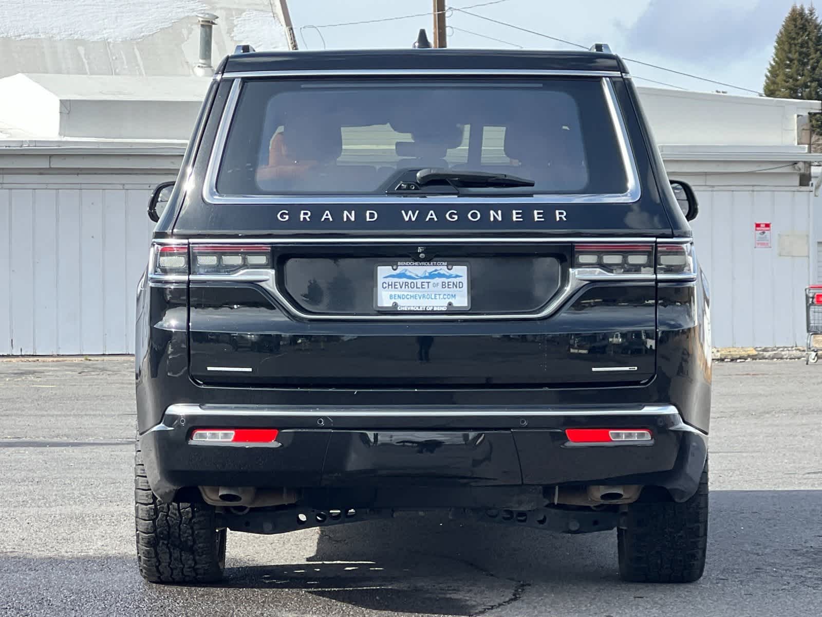 Thumbnail: 2022 Jeep Grand Wagoneer - 7