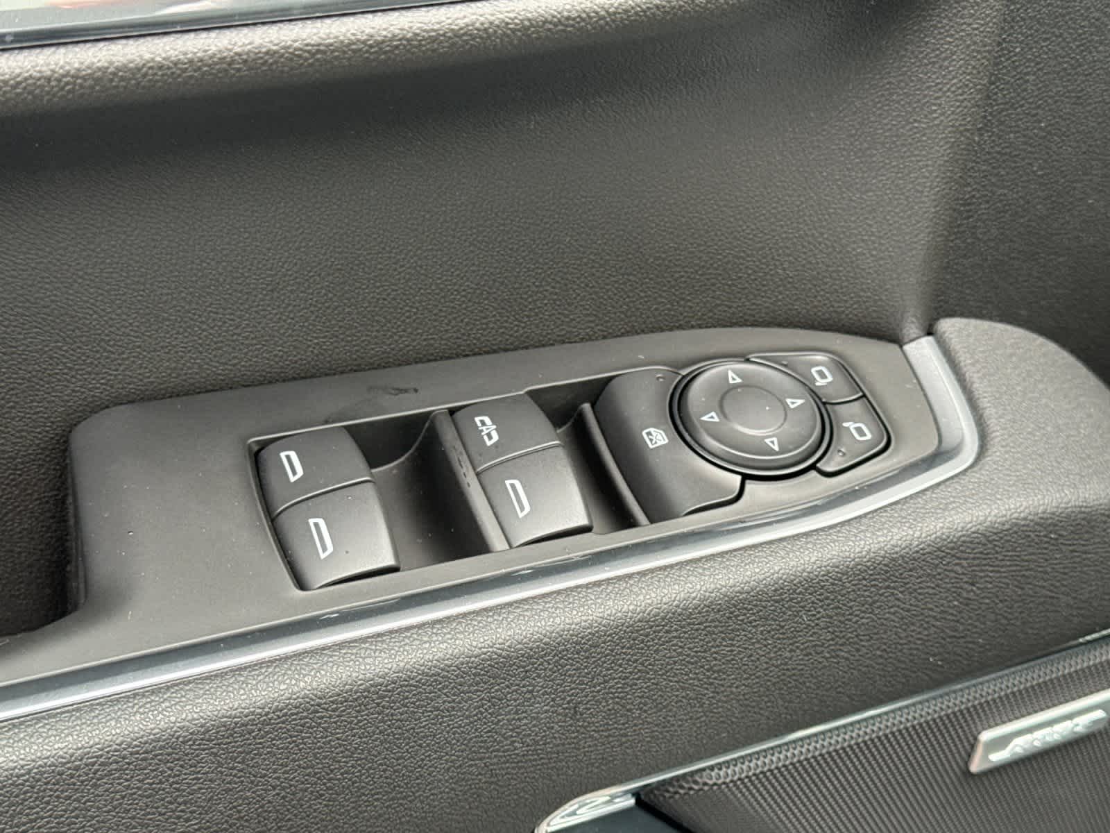 Thumbnail: 2026 Chevrolet Silverado 1500 - 13