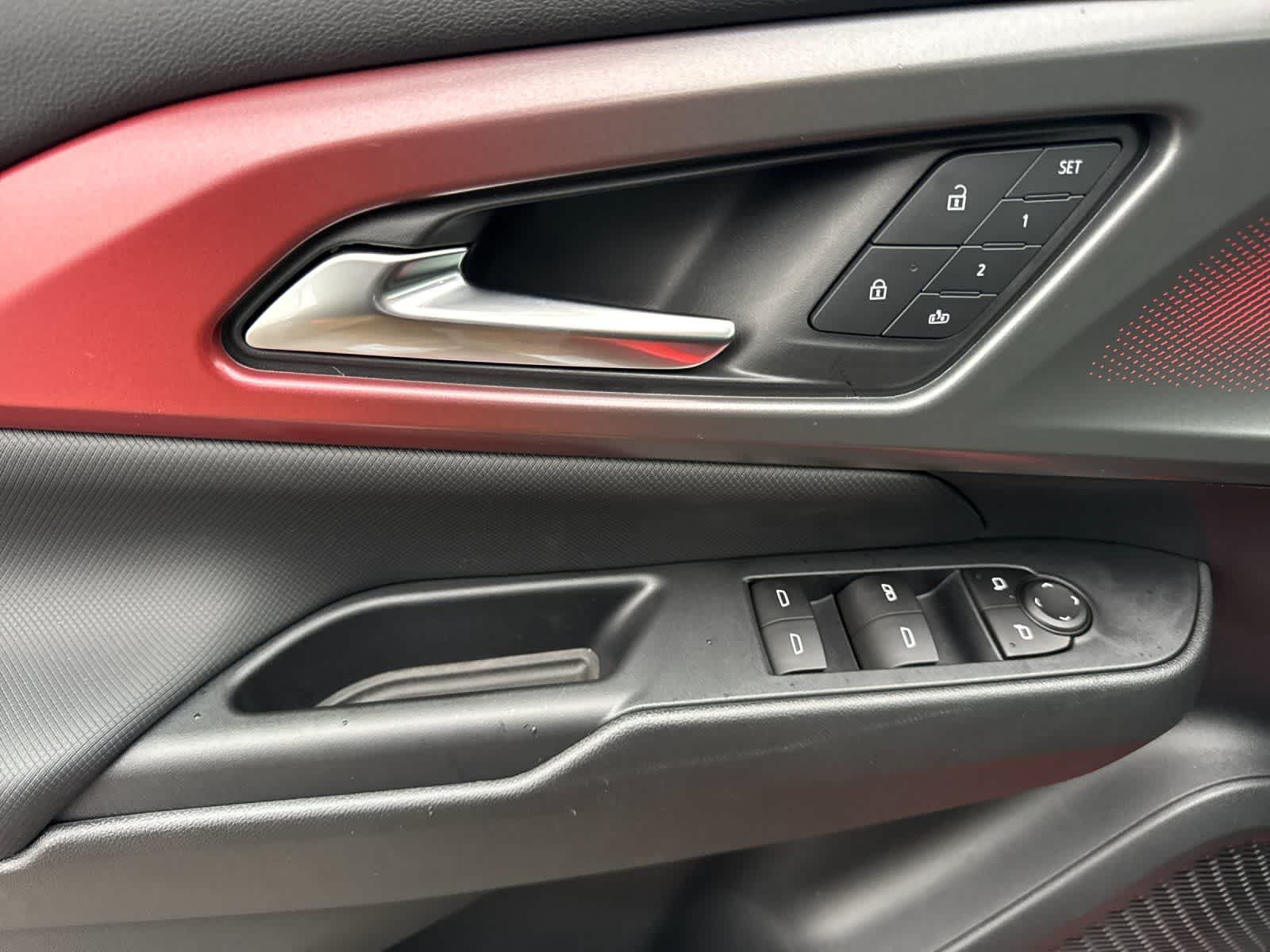 Thumbnail: 2026 Chevrolet Equinox - 12