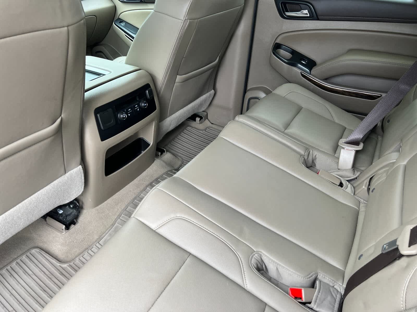 Thumbnail: 2020 GMC Yukon XL - 4