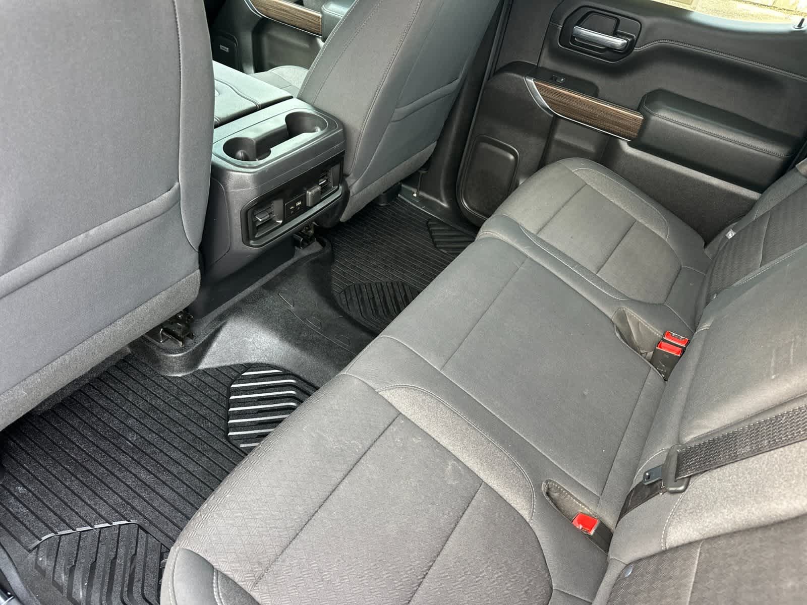 Thumbnail: 2020 Chevrolet Silverado 1500 - 4