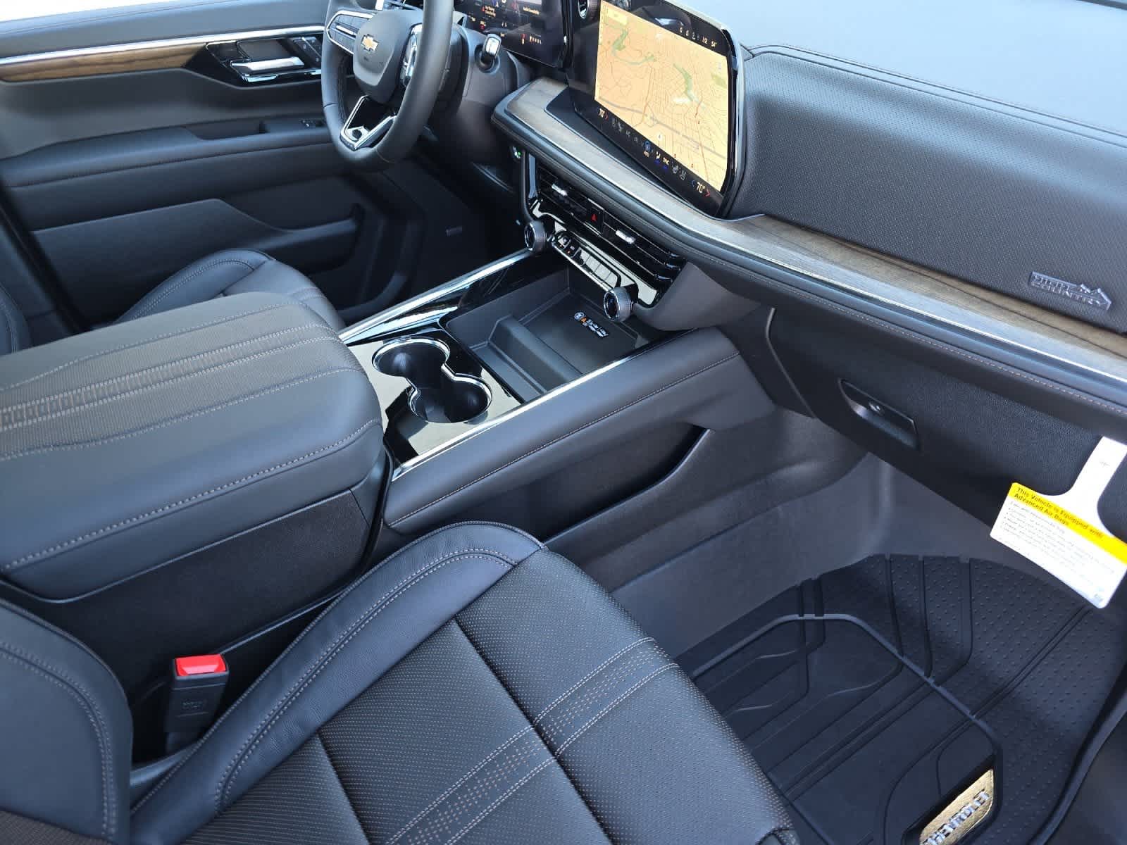 Thumbnail: 2026 Chevrolet Suburban - 18