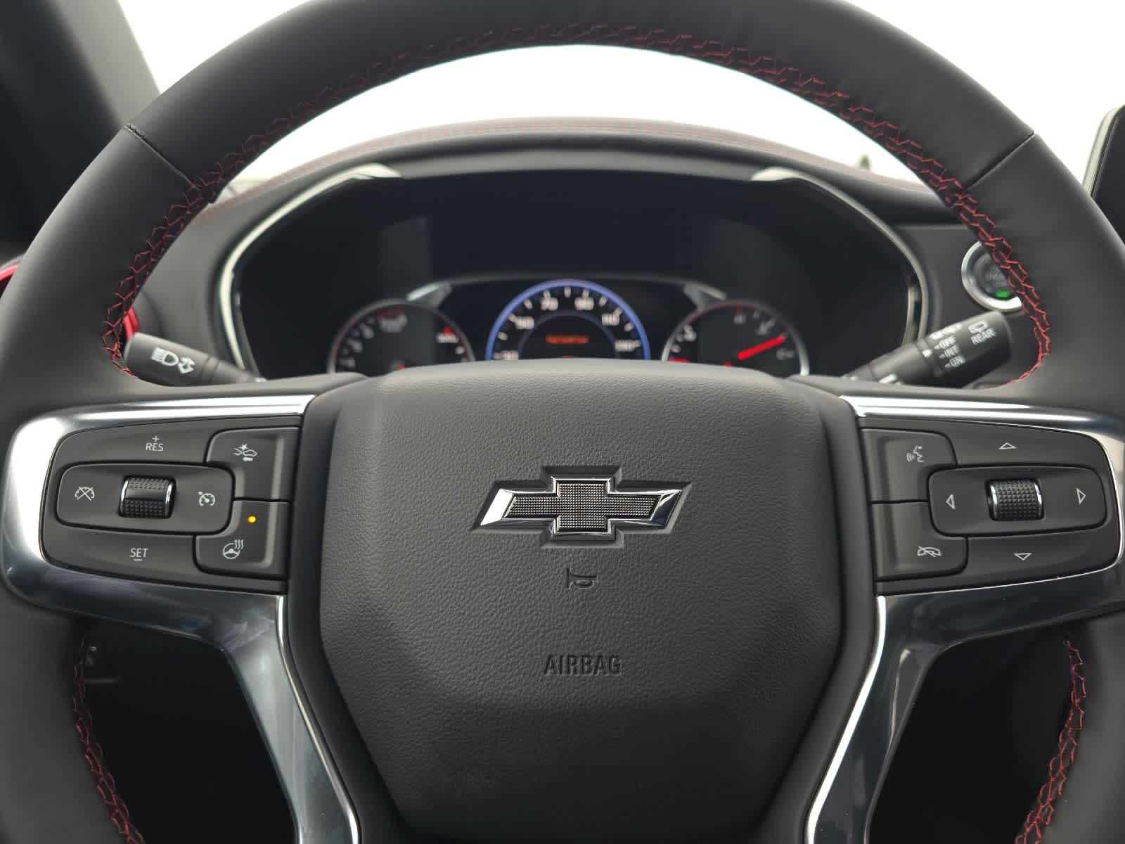 Thumbnail: 2025 Chevrolet Blazer - 24