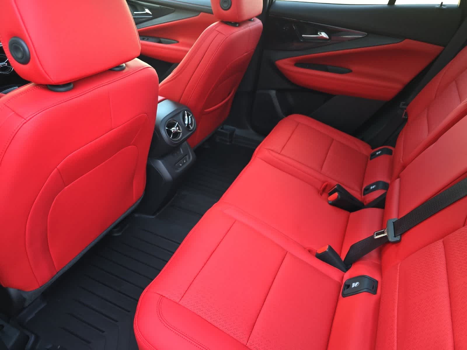 Thumbnail: 2026 Chevrolet Blazer EV - 4