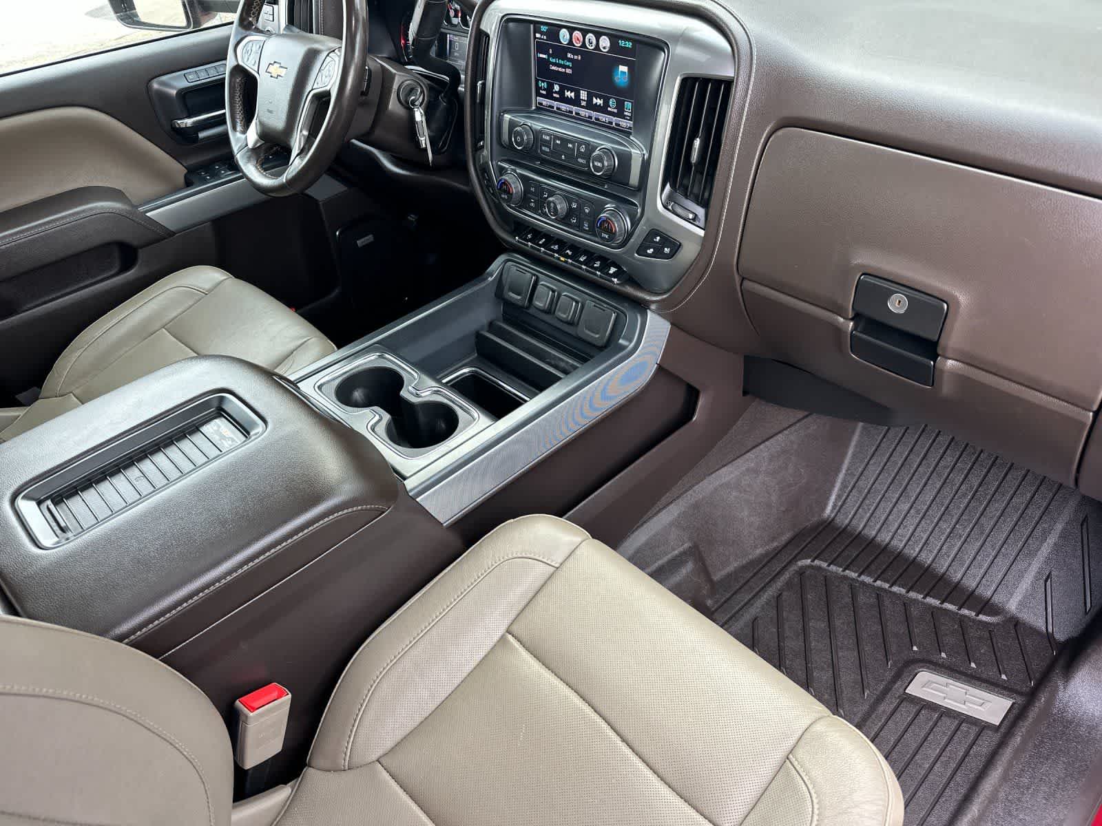 Thumbnail: 2019 Chevrolet Silverado 3500 - 15