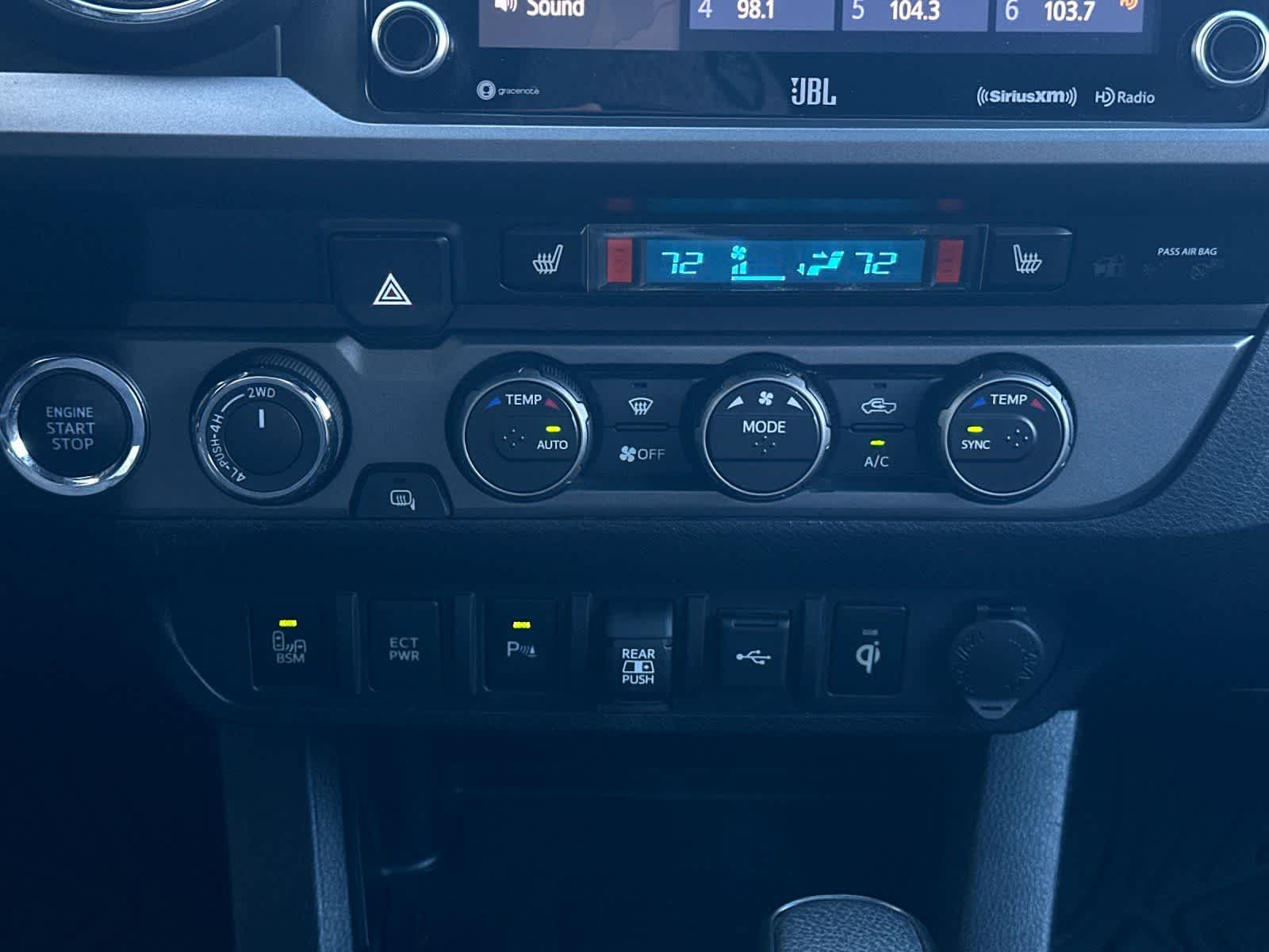 Thumbnail: 2021 Toyota Tacoma - 21