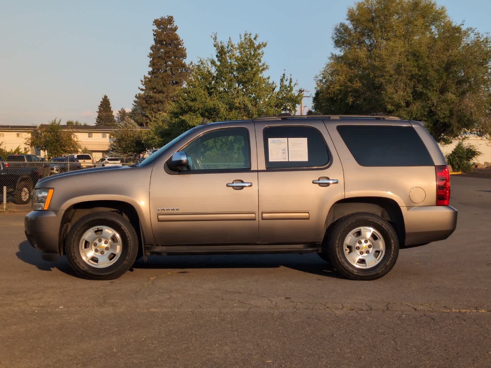 Thumbnail: 2011 Chevrolet Tahoe - 5