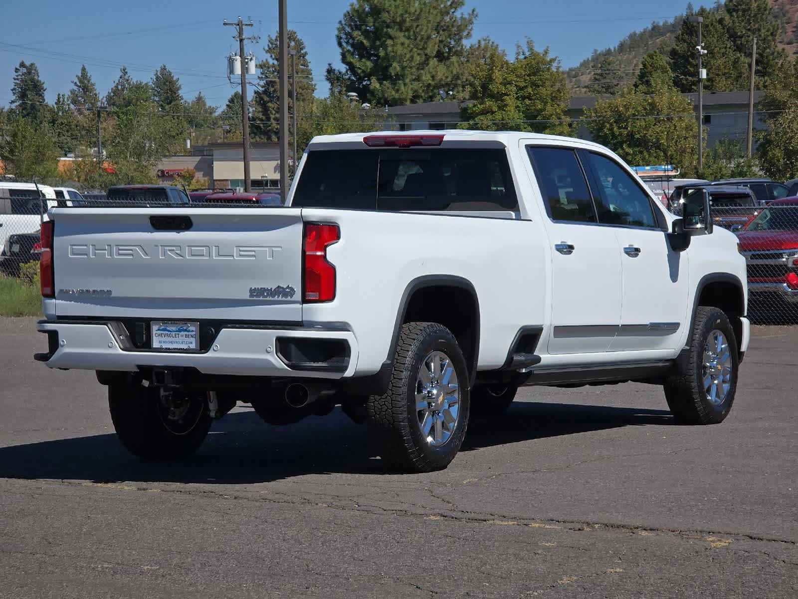 Thumbnail: 2026 Chevrolet Silverado 3500 - 2