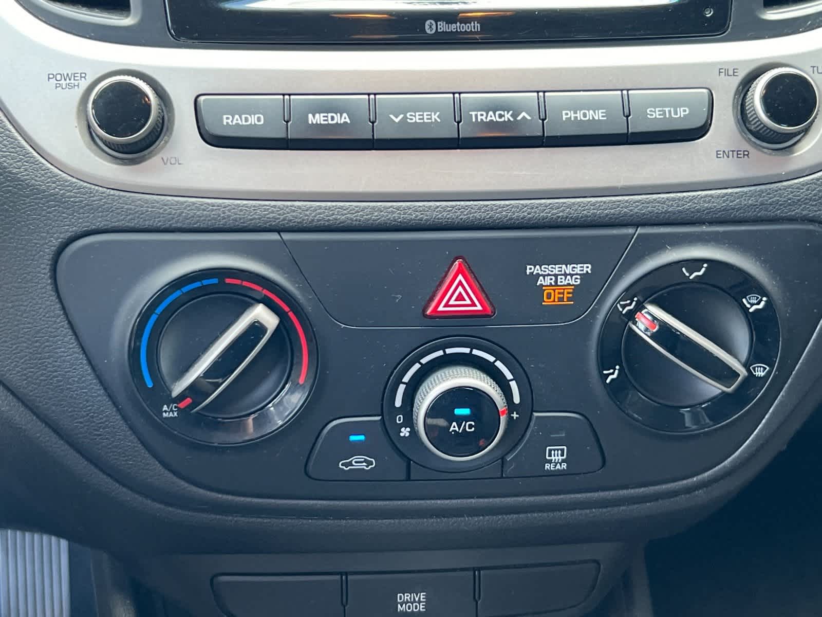 Thumbnail: 2019 Hyundai Accent - 19