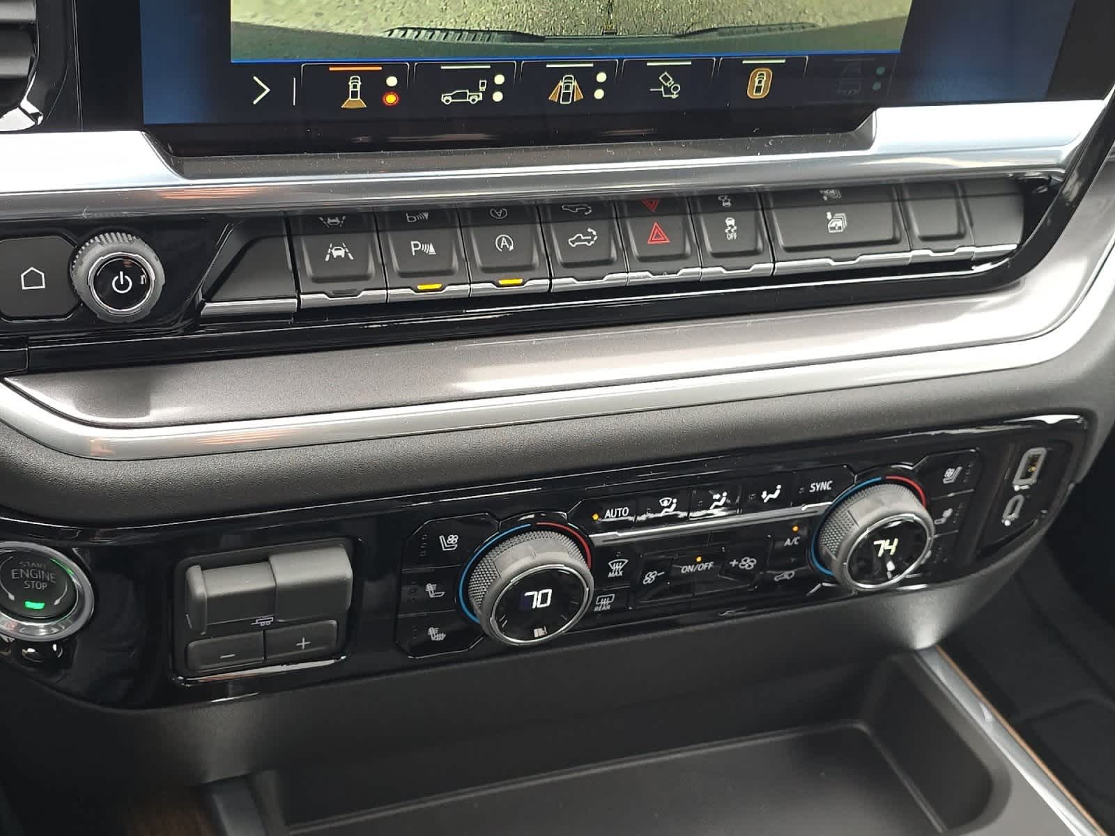 Thumbnail: 2026 Chevrolet Silverado 1500 - 20