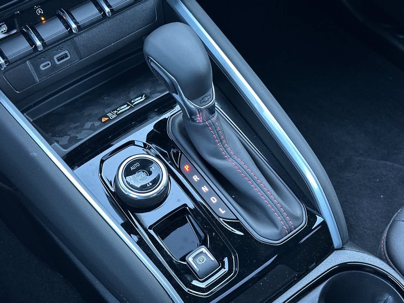 Thumbnail: 2026 Chevrolet Colorado - 21