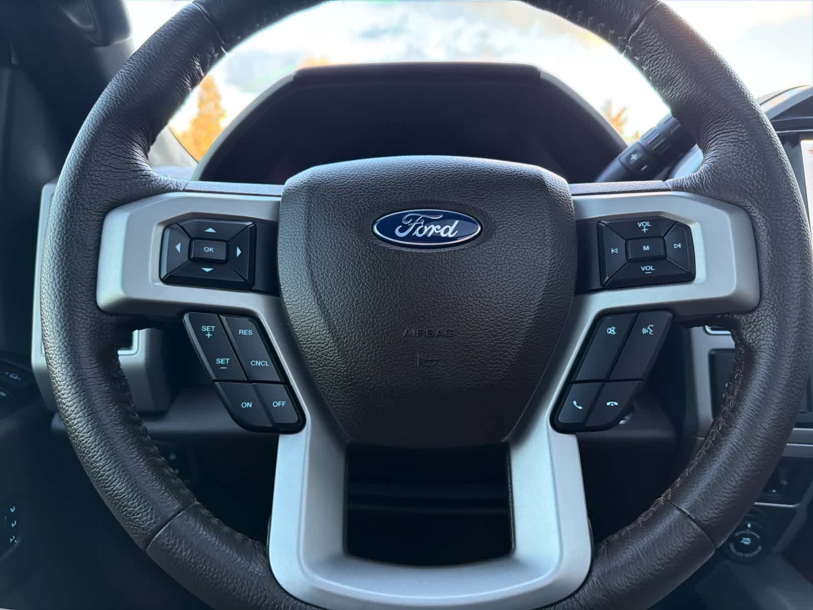 Thumbnail: 2022 Ford F-350 - 23