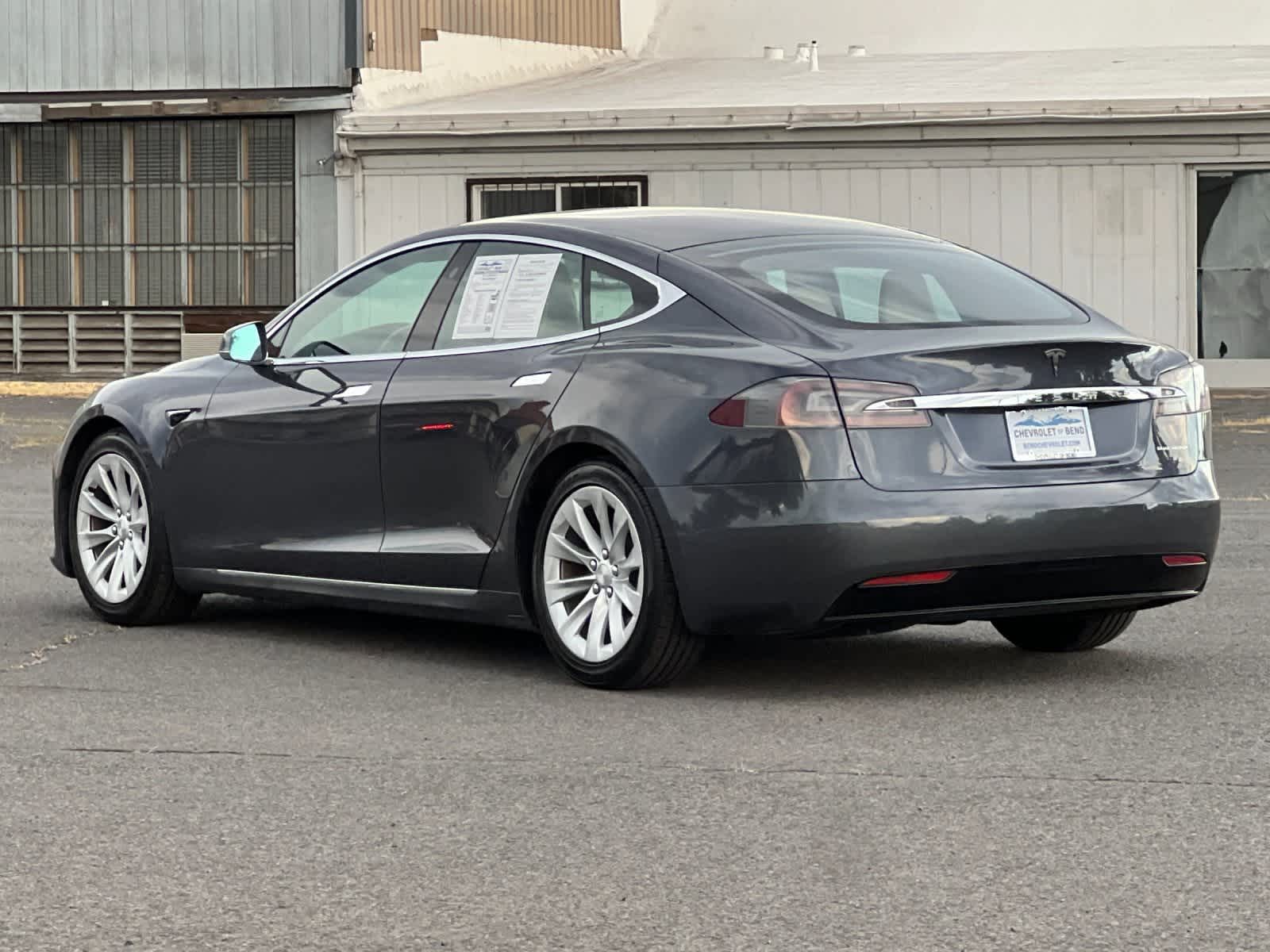 Thumbnail: 2019 Tesla Model S - 6