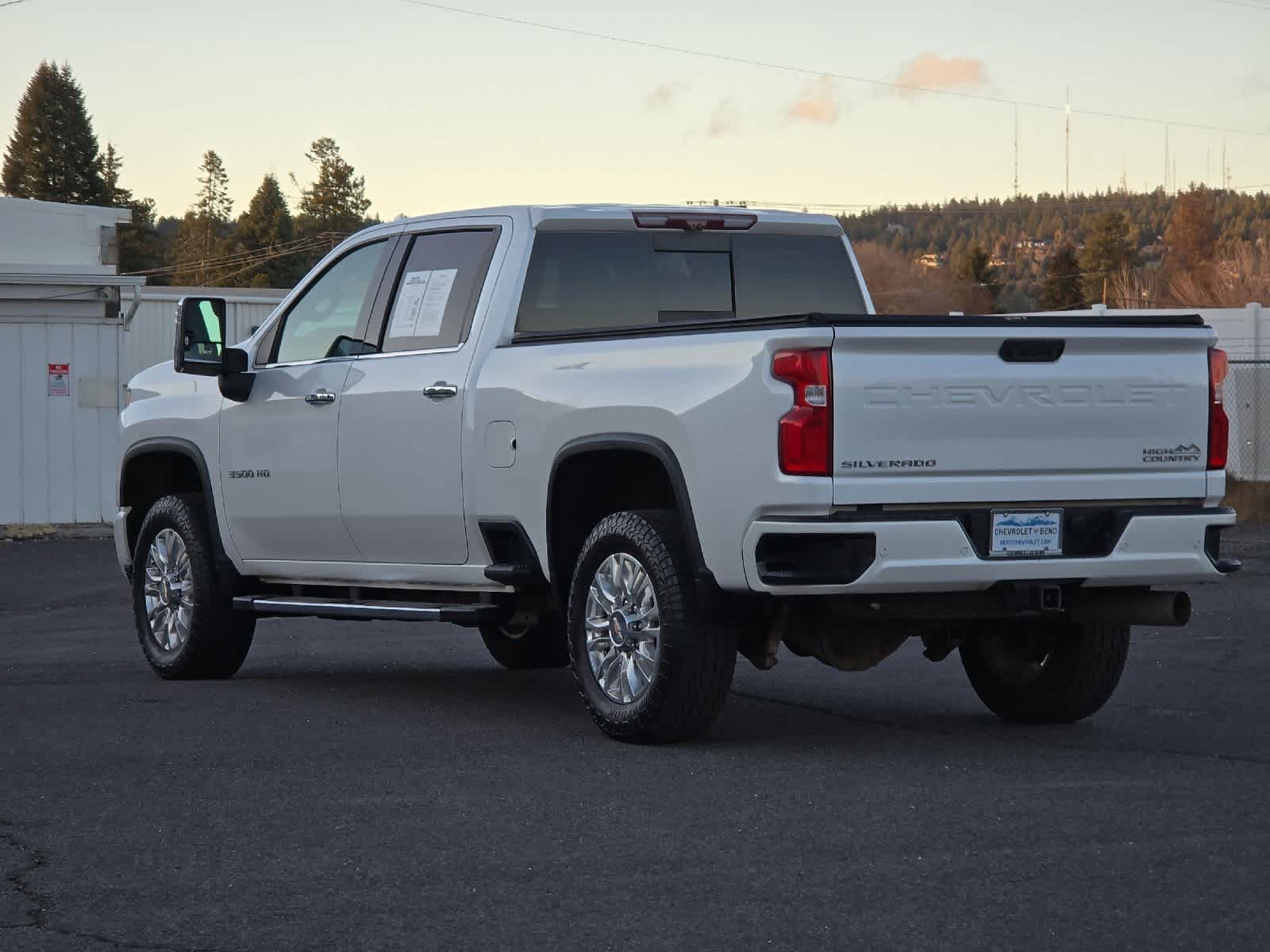 Thumbnail: 2021 Chevrolet Silverado 3500 - 6