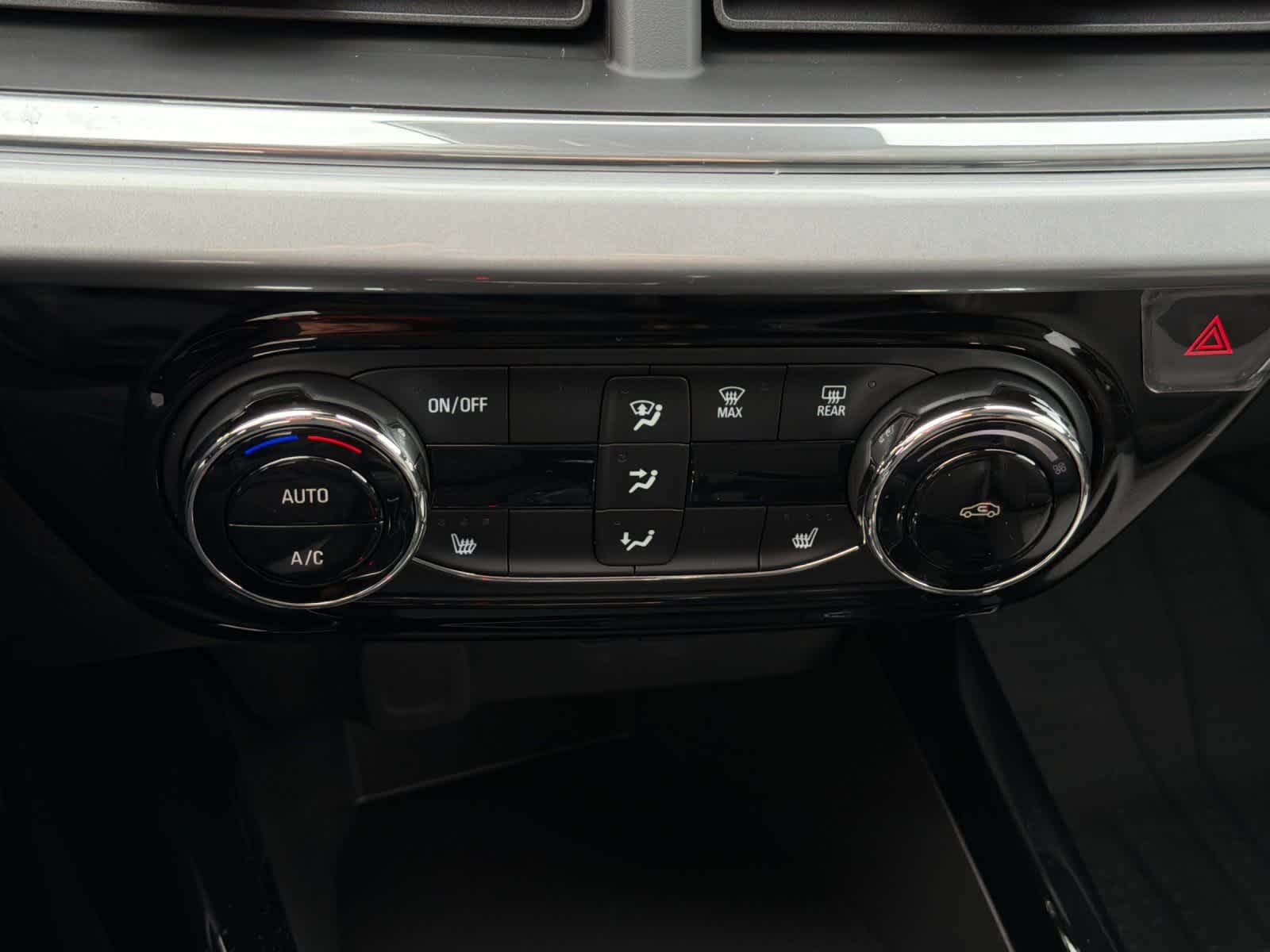 Thumbnail: 2026 Chevrolet Trax - 20