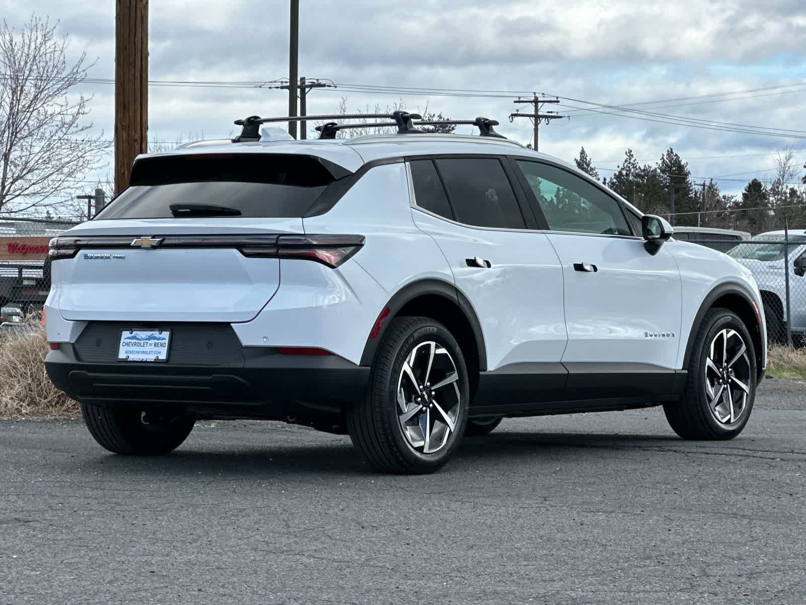 Thumbnail: 2026 Chevrolet Equinox - 2